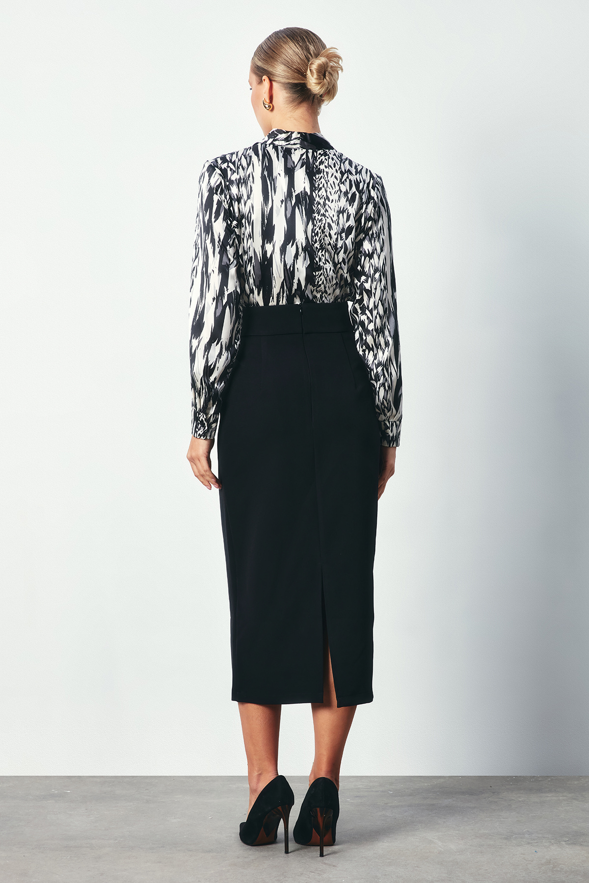 Kruvaze Kısa Bluz - SİYAH