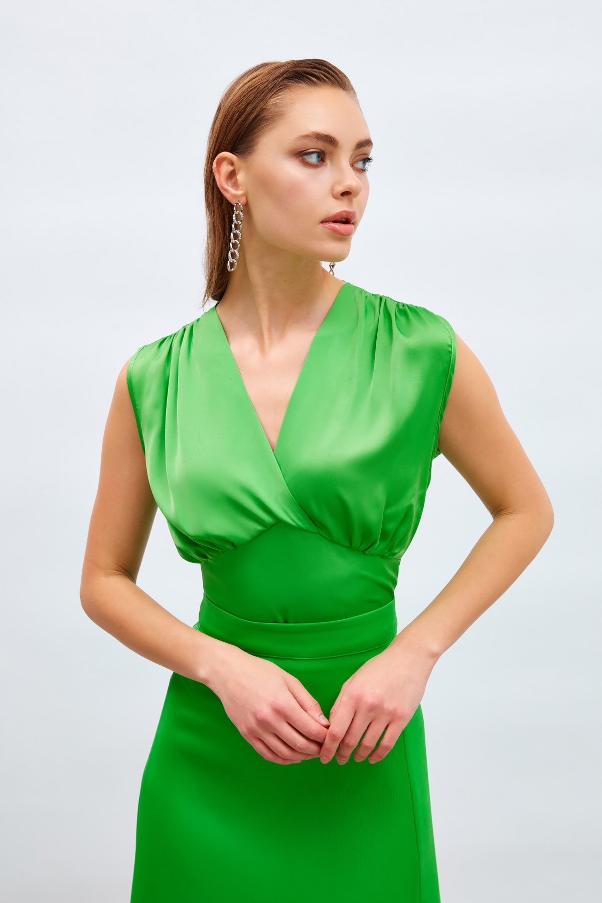 Kruvaze Kısa Saten Bluz - AÇIK YEŞİL