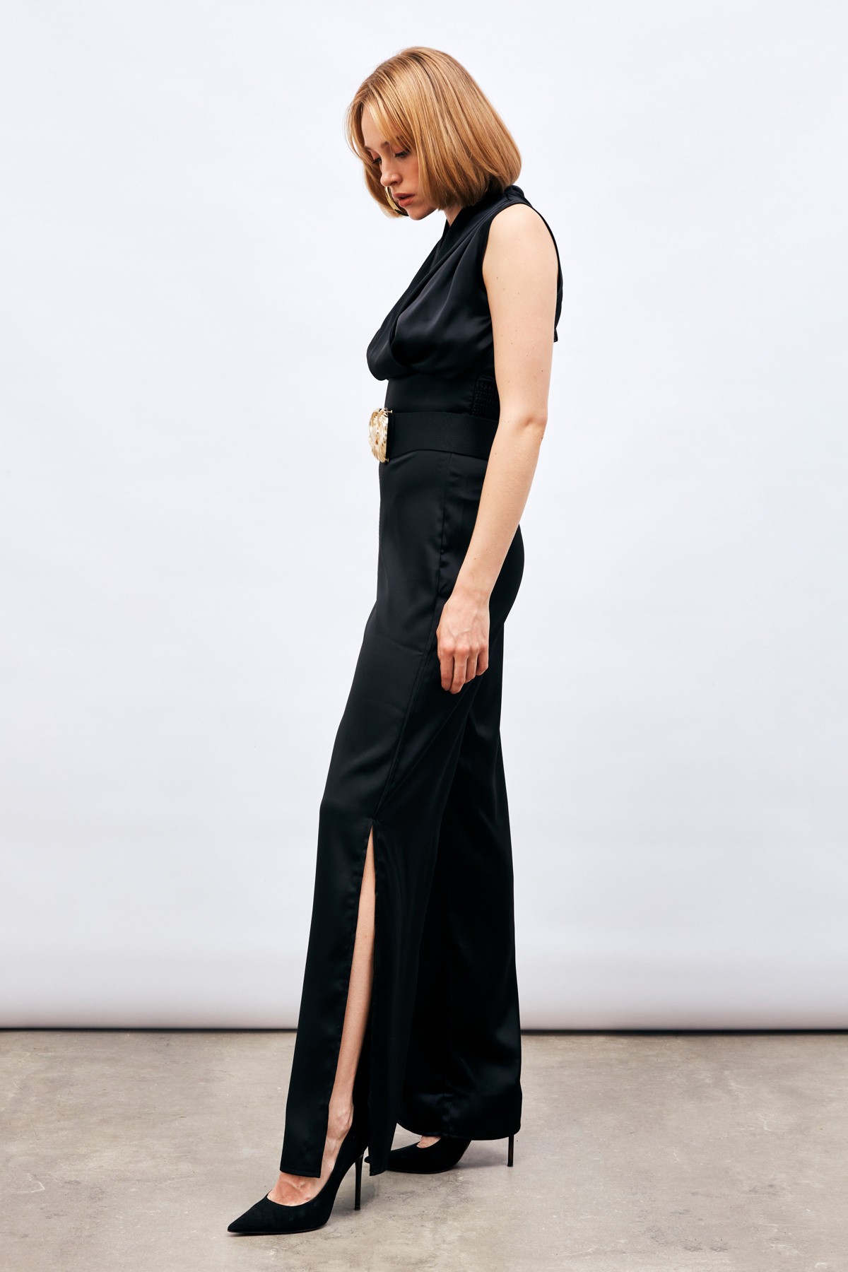 Kruvaze Kolsuz Saten Bluz - SİYAH