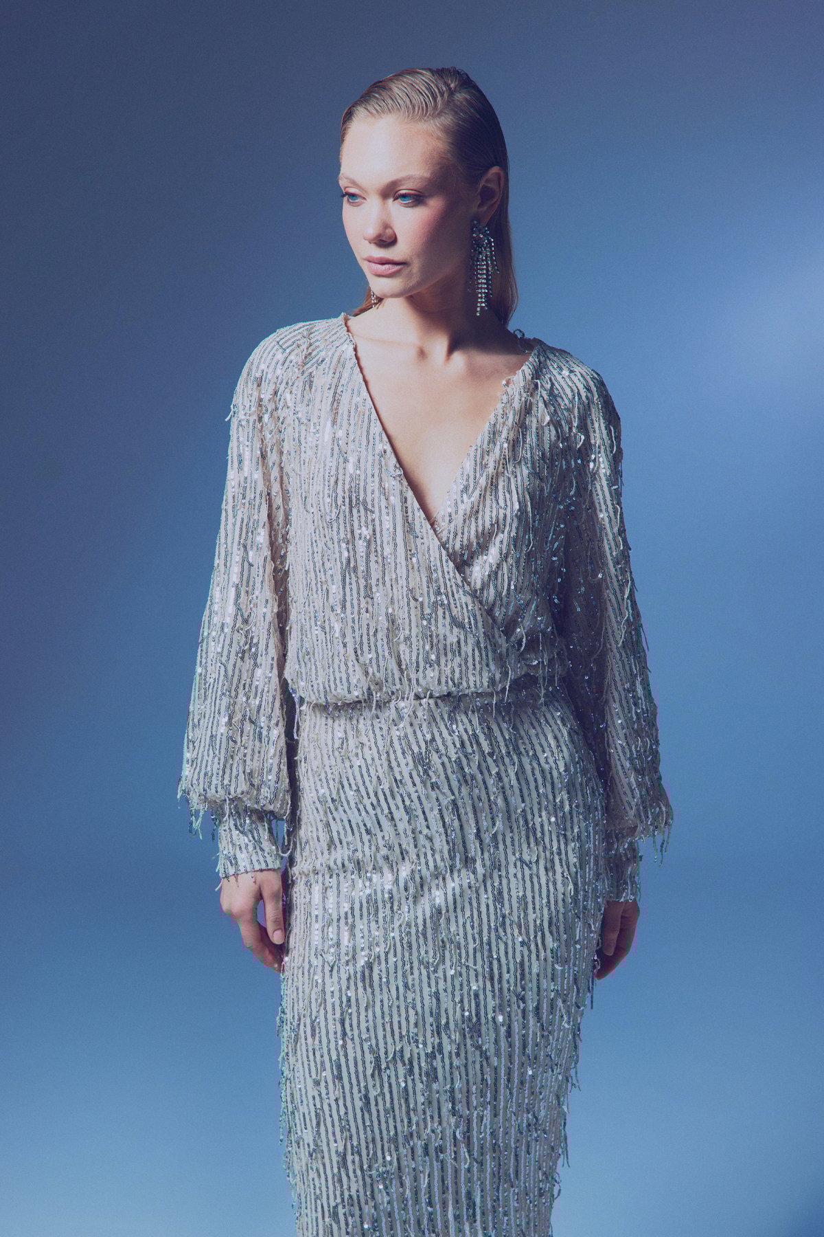 Kruvaze Payetli Bodysuit Bluz - BEJ