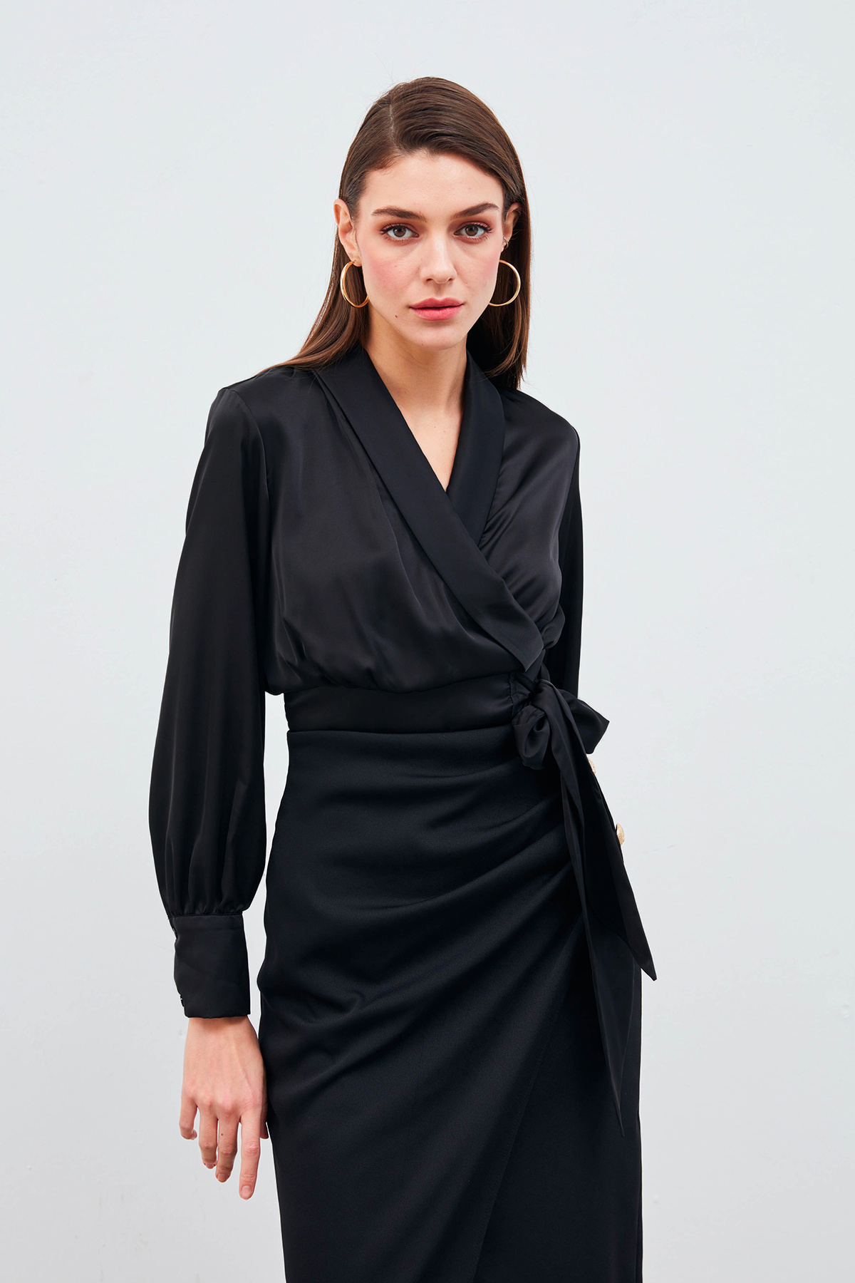 Kruvaze Saten Bluz - SİYAH