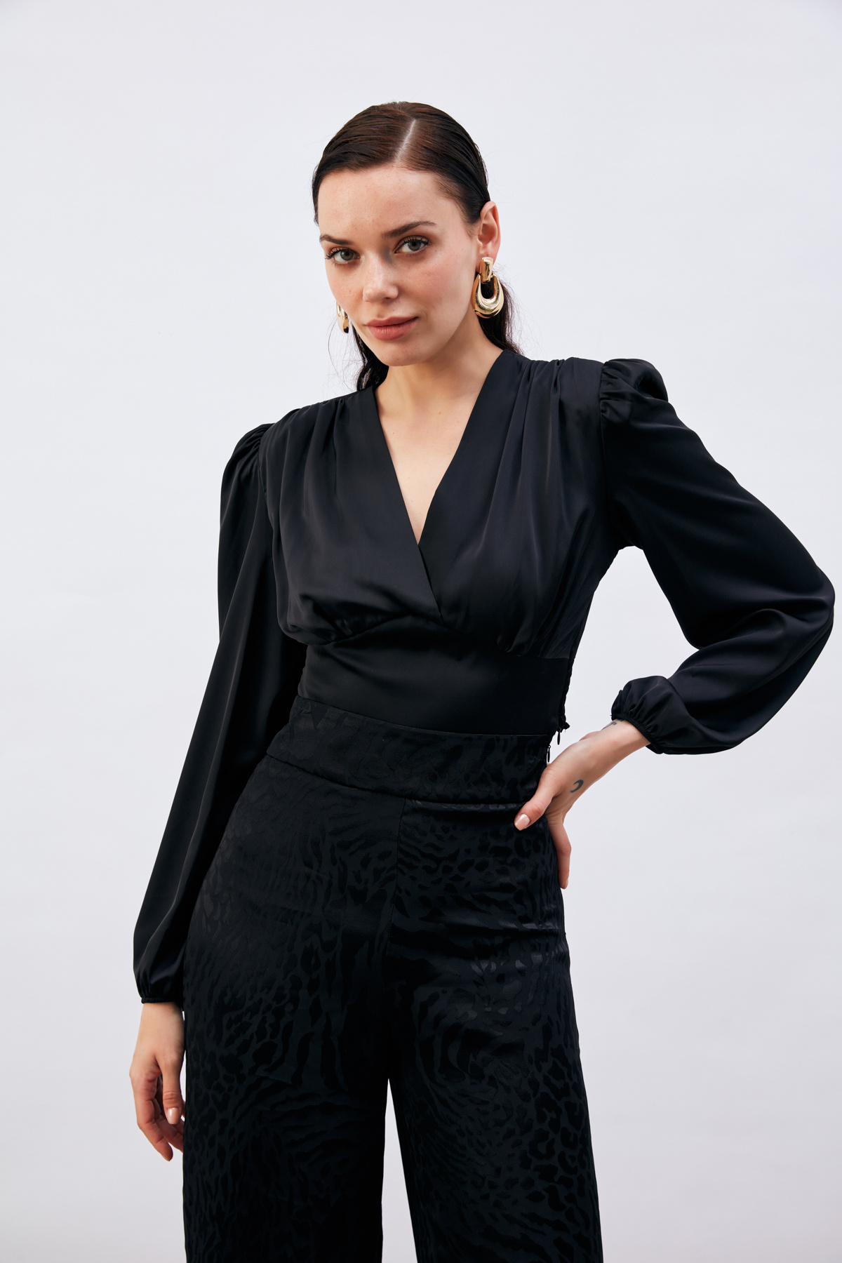 Kruvaze Saten Bluz - SİYAH