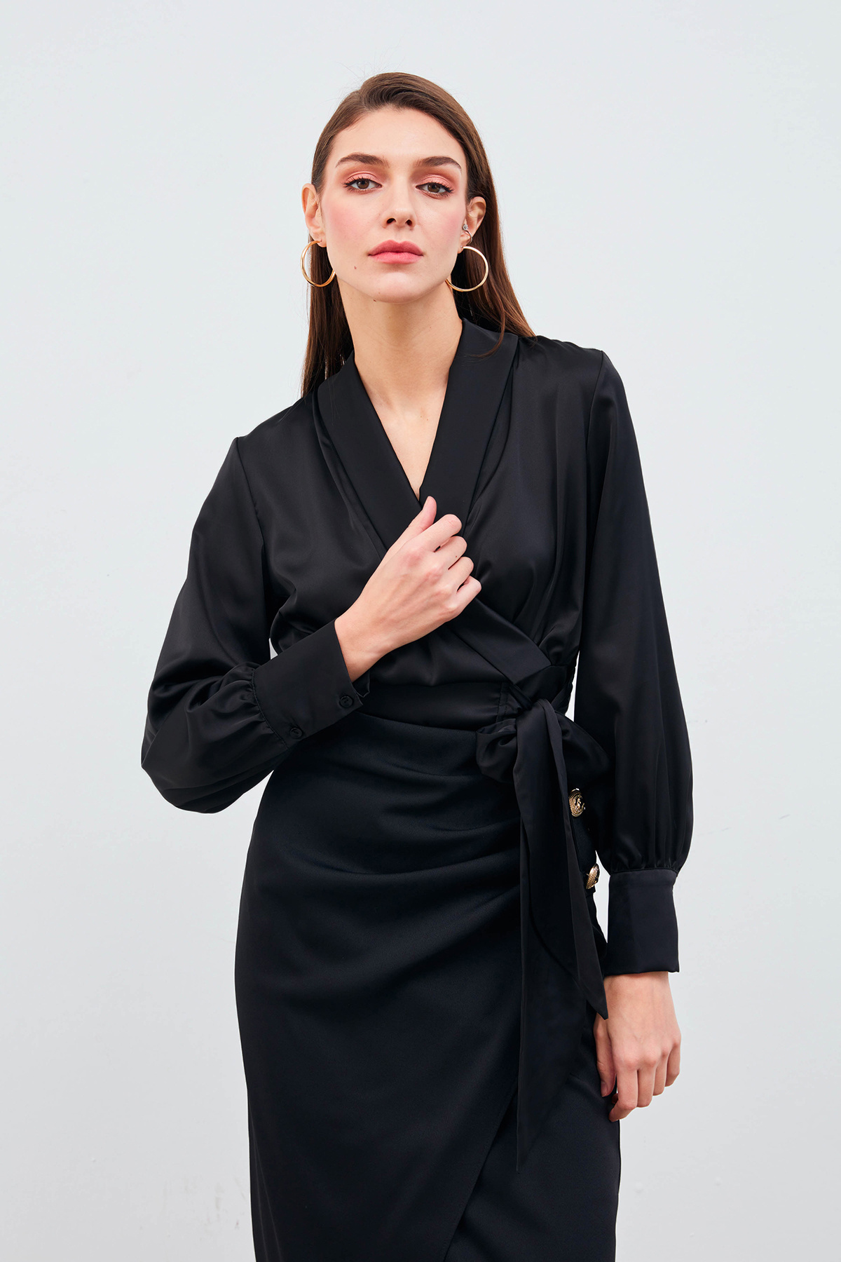 Kruvaze Saten Bluz - SİYAH