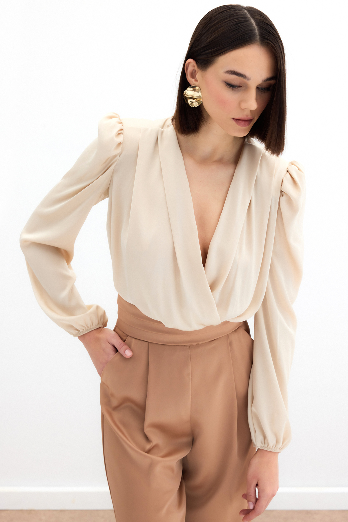 Kruvaze Saten Bodysuit Bluz - Bej