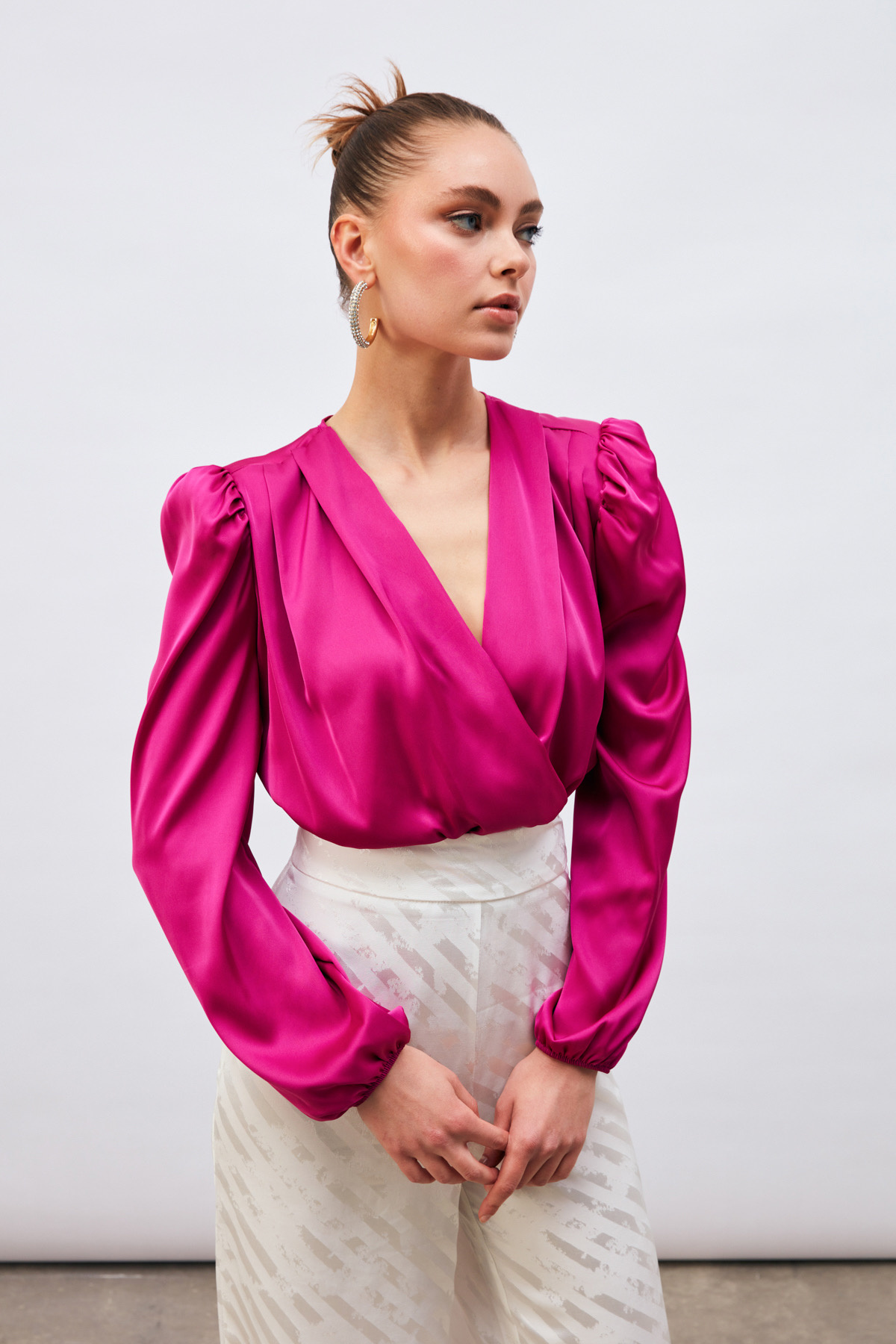 Double-breasted satin bodysuit - FuchsIa