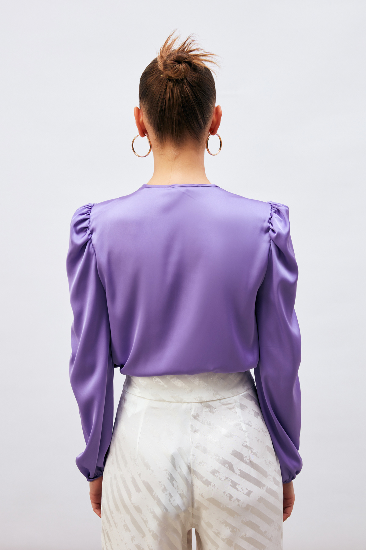 Kruvaze Saten Bodysuit Bluz - LİLA