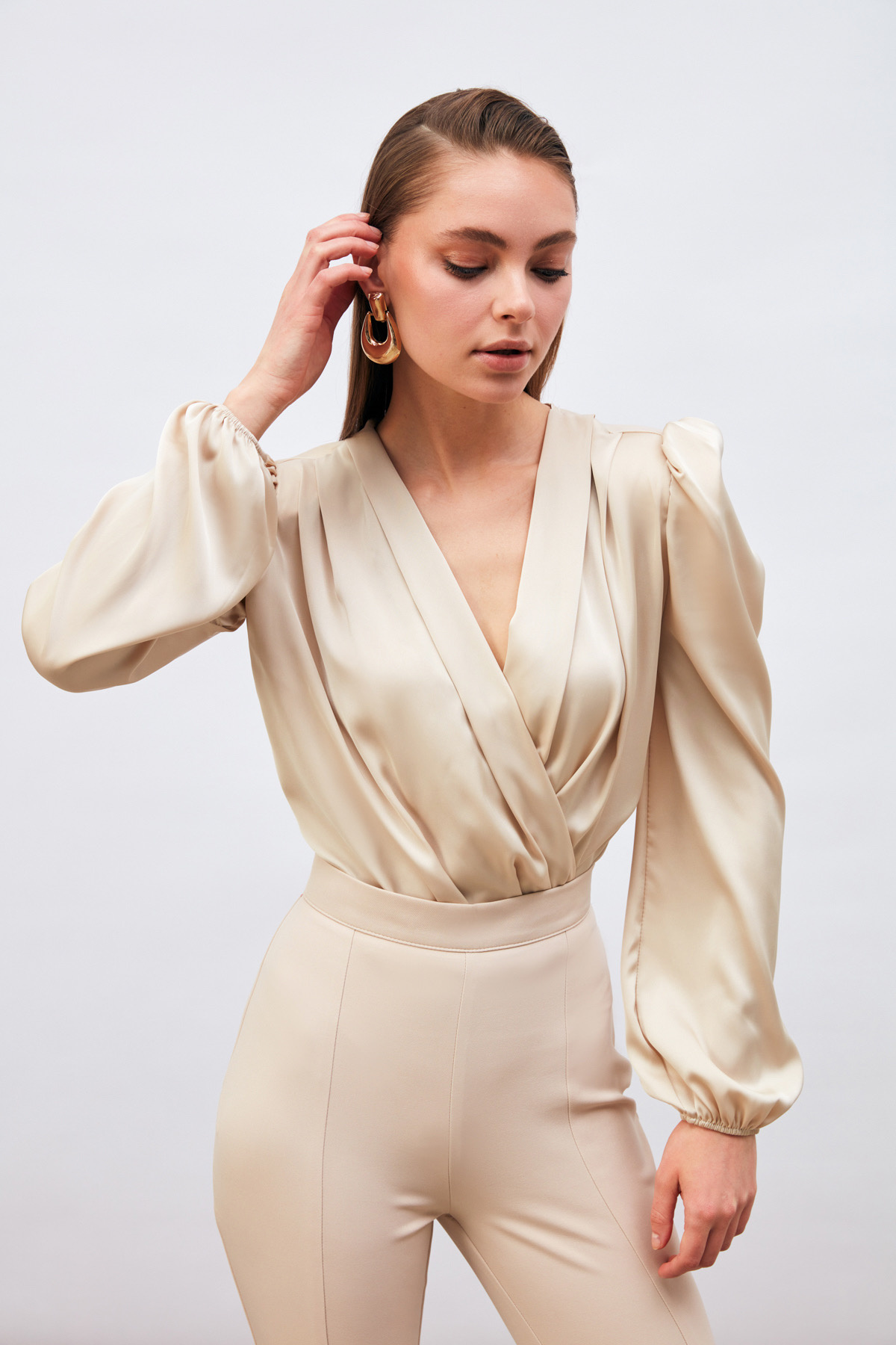 Kruvaze Saten Bodysuit Bluz - TAŞ