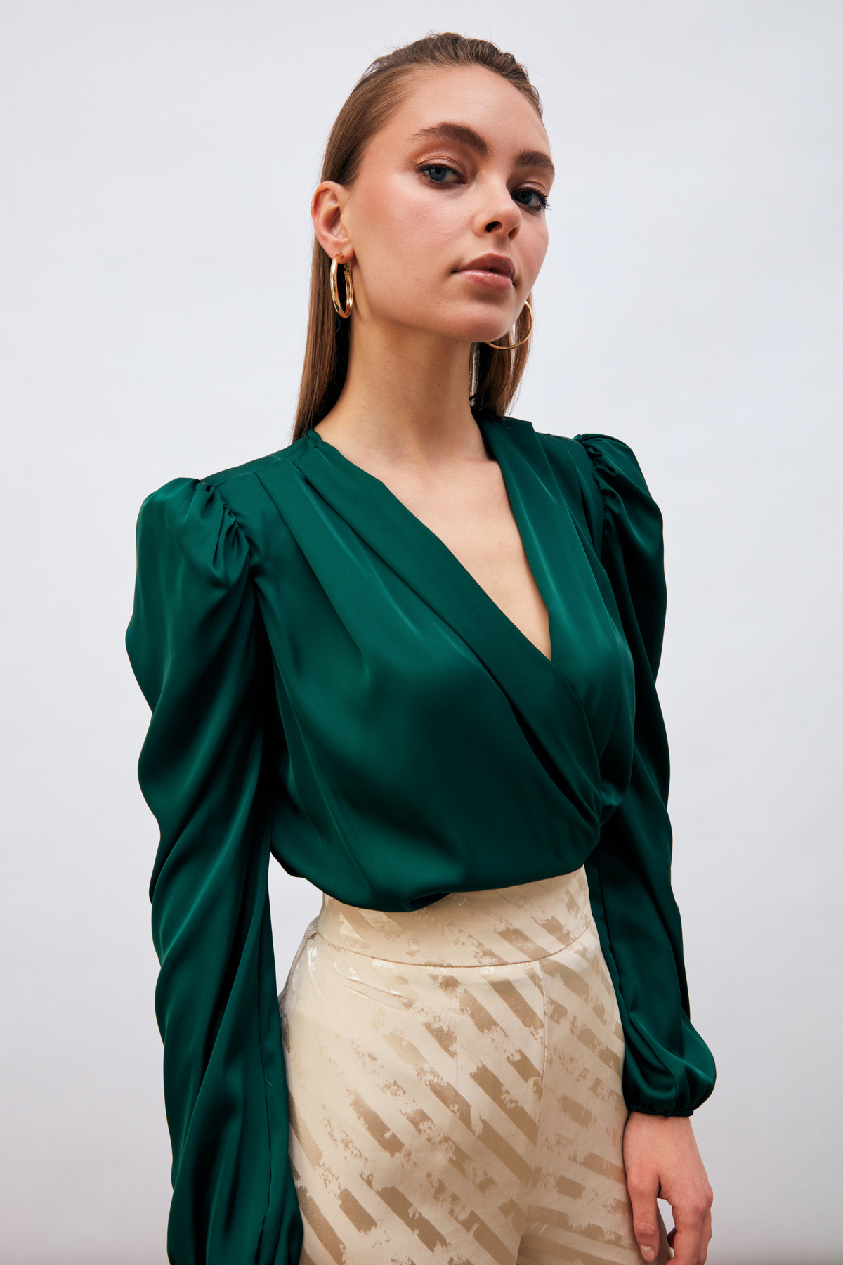 Kruvaze Saten Bodysuit Bluz - ZÜMRÜT