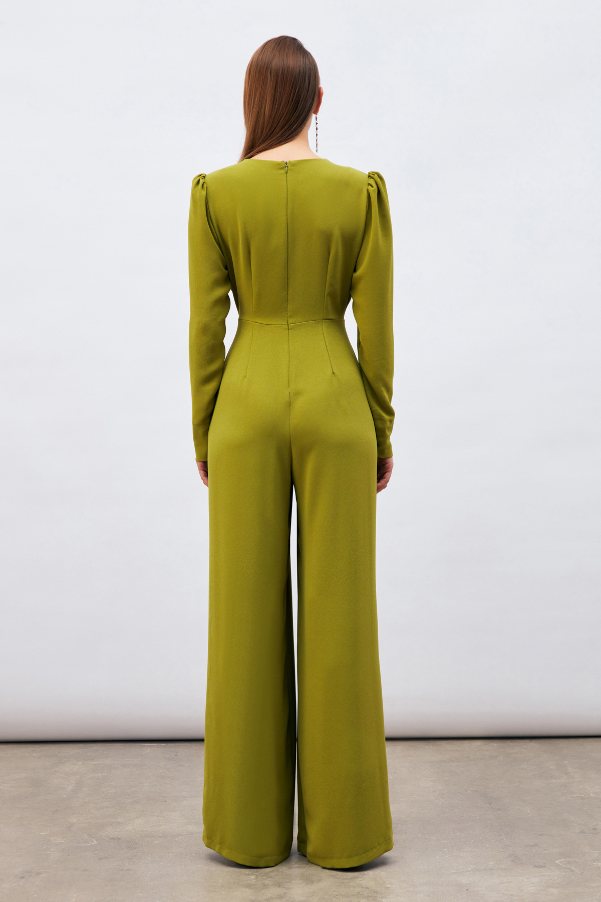 Kruvaze Süs Taşlı Krep Tulum - YAĞ YEŞİLİ