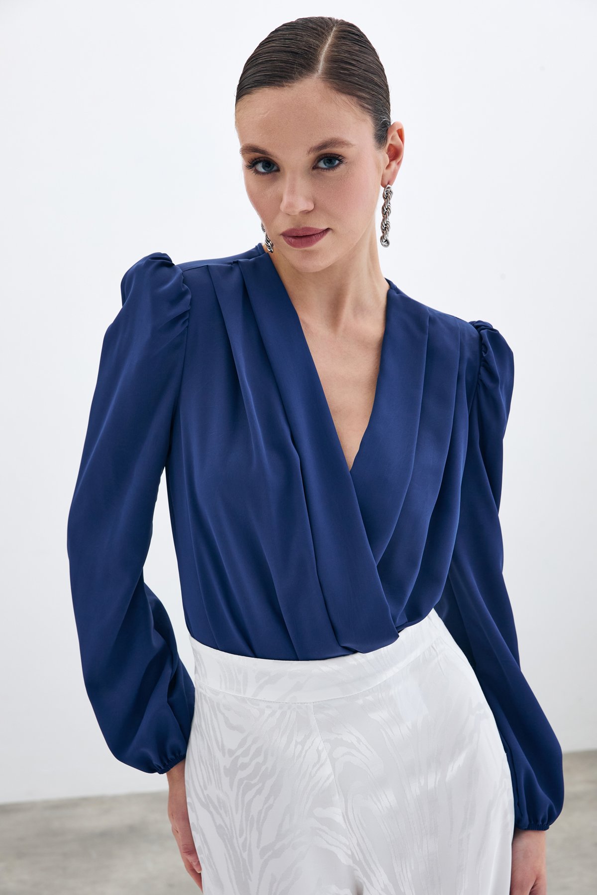 Kruvaze Vatkalı Bodysuit - Lacivert