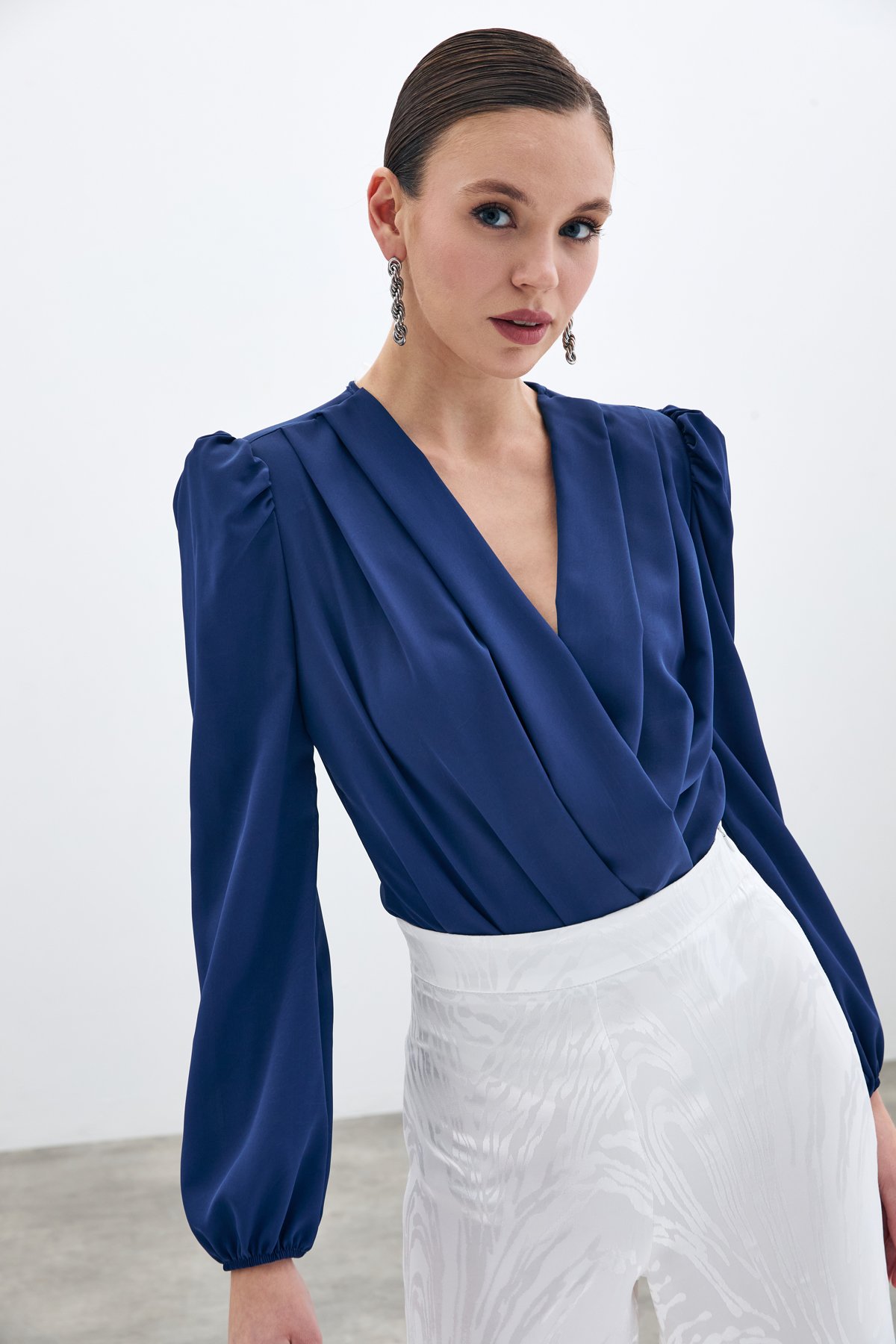 Kruvaze Vatkalı Bodysuit - Lacivert