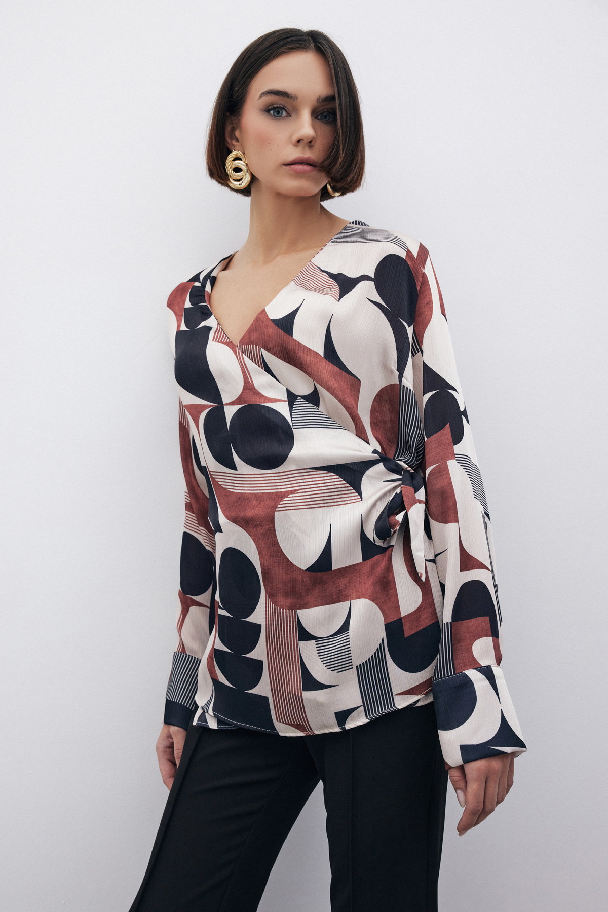 Kruvaze Yan Bağlamalı Bluz - KAHVE