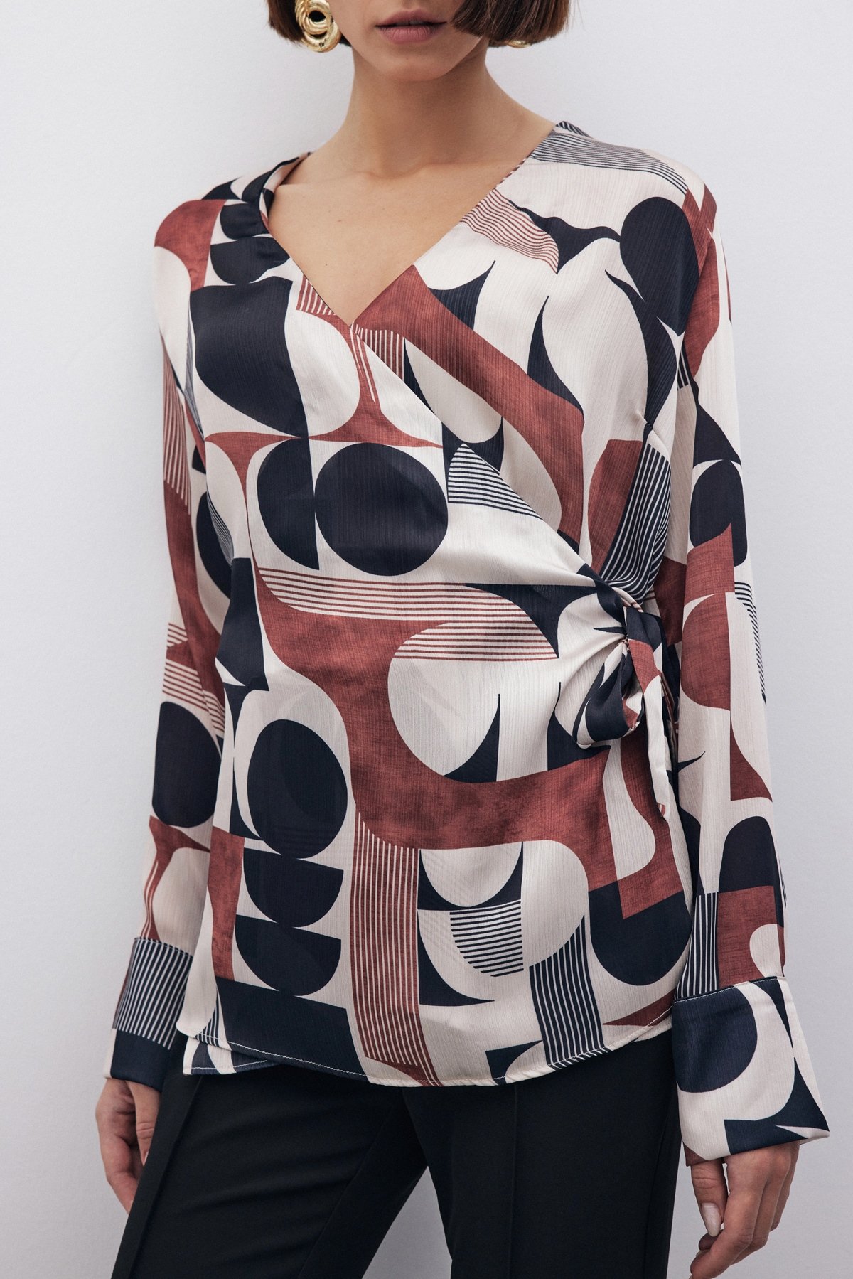 Kruvaze Yan Bağlamalı Bluz - KAHVE