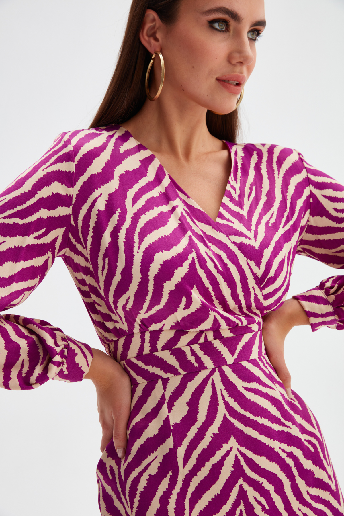 Kruvaze Zebra Desenli Saten Bluz - FUŞYA