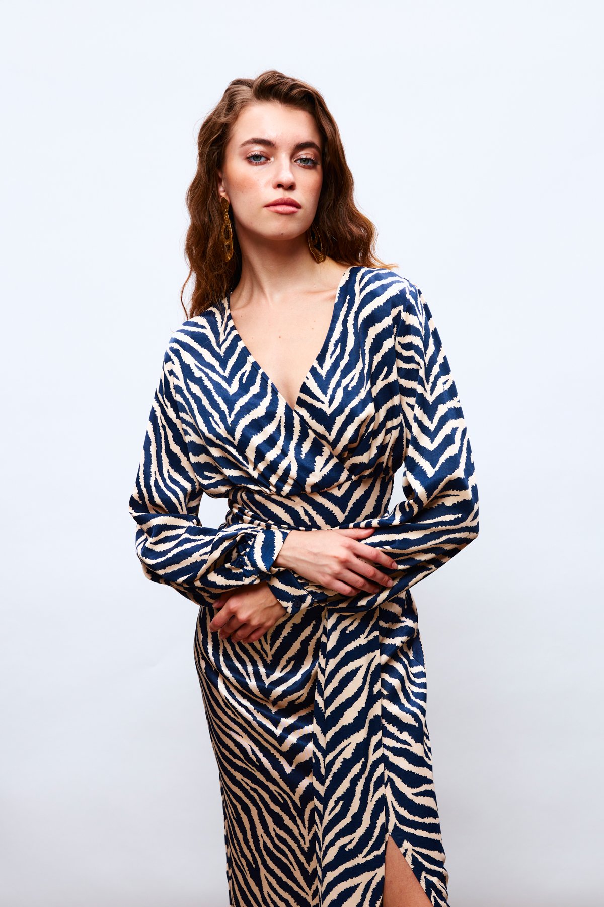 Kruvaze Zebra Desenli Saten Bluz - LACİVERT