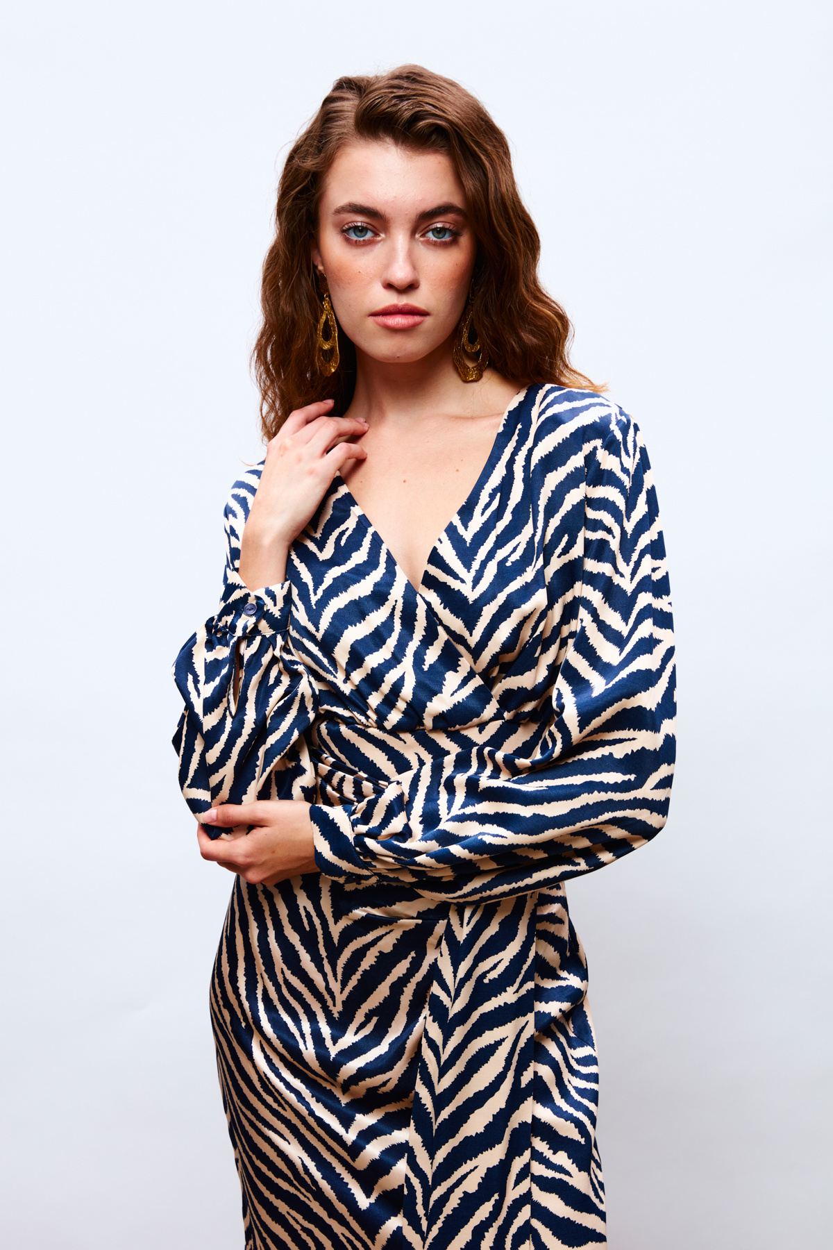 Kruvaze Zebra Desenli Saten Bluz - LACİVERT