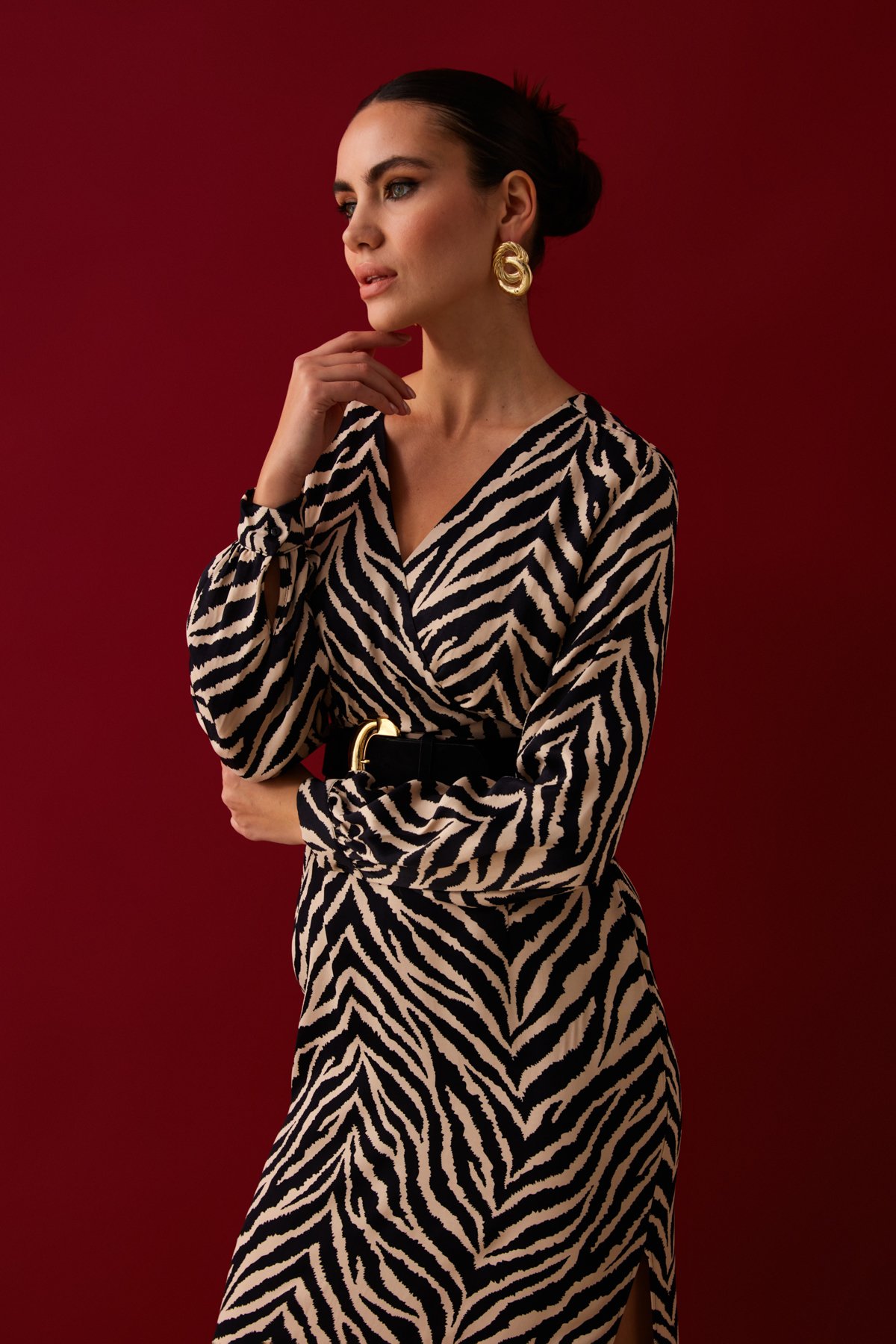 Kruvaze Zebra Desenli Saten Bluz - SİYAH