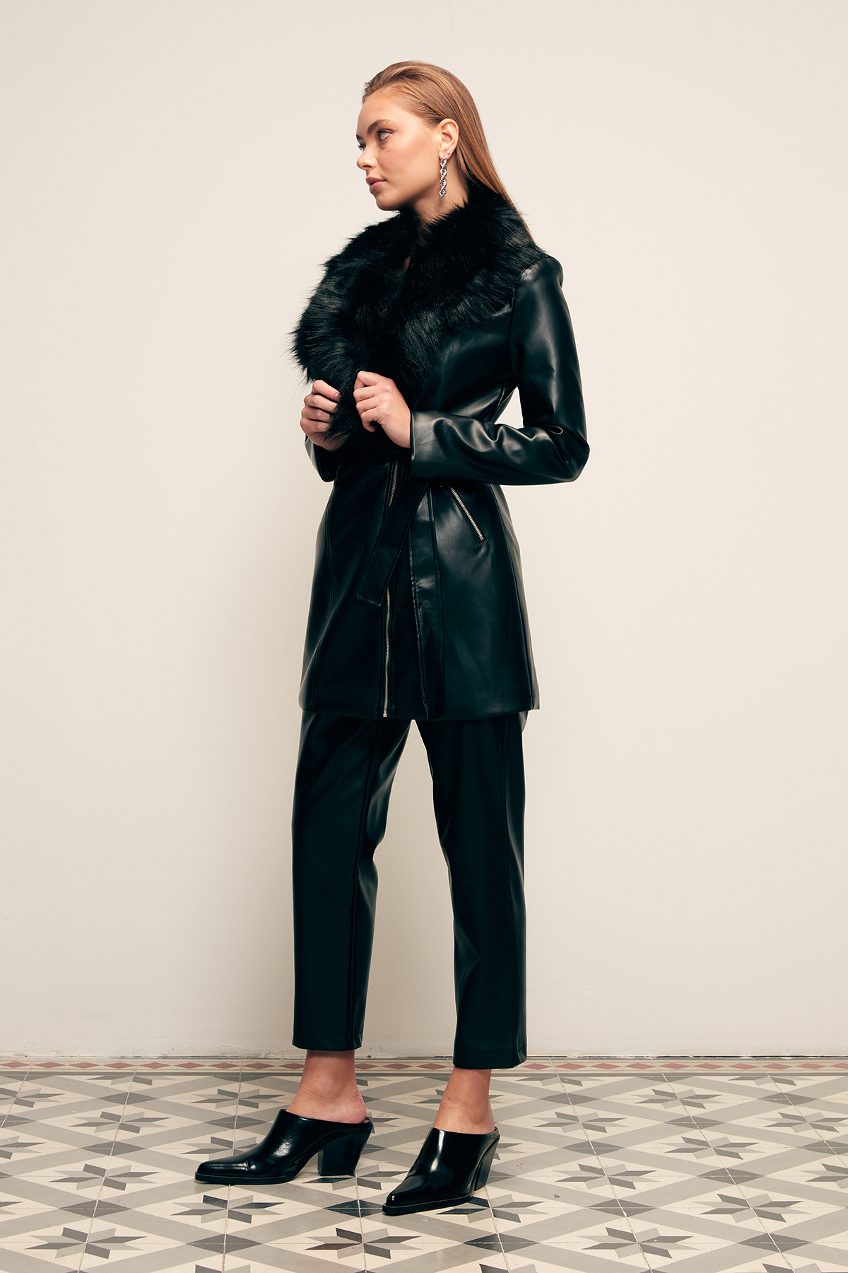 Kürk Detaylı Deri Ceket - SİYAH