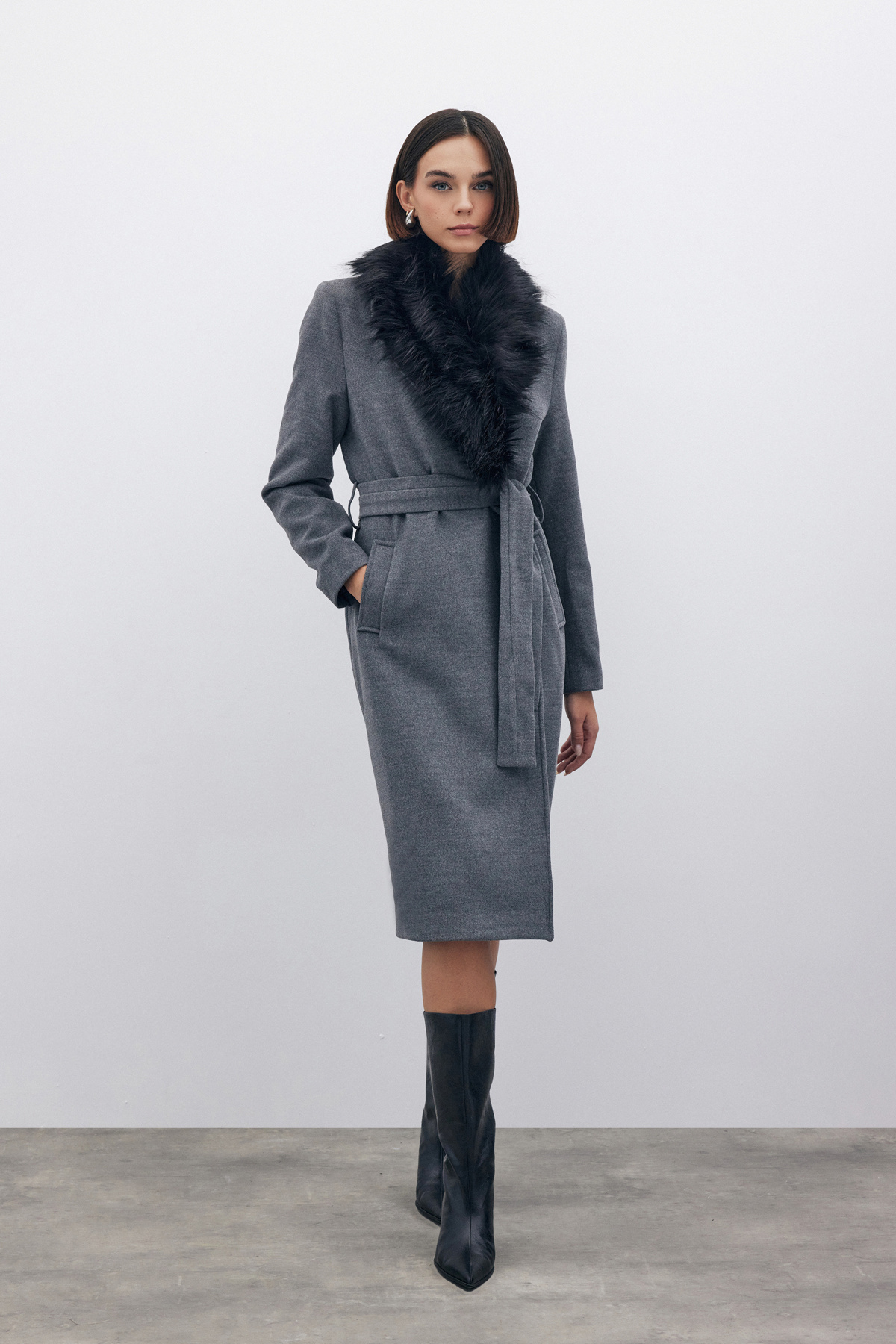 Kürklü Kaşe Kaban - GRİ