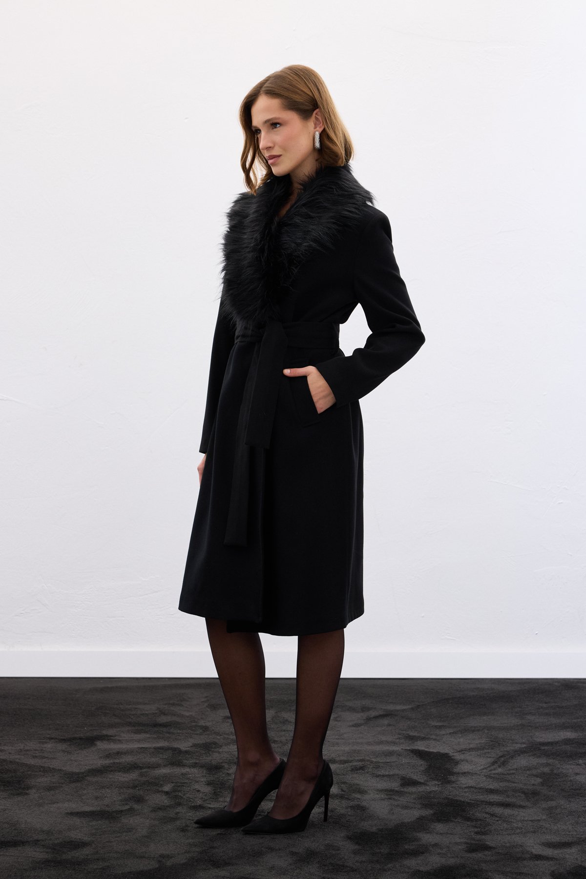 Kürklü Kaşe Kaban - Siyah