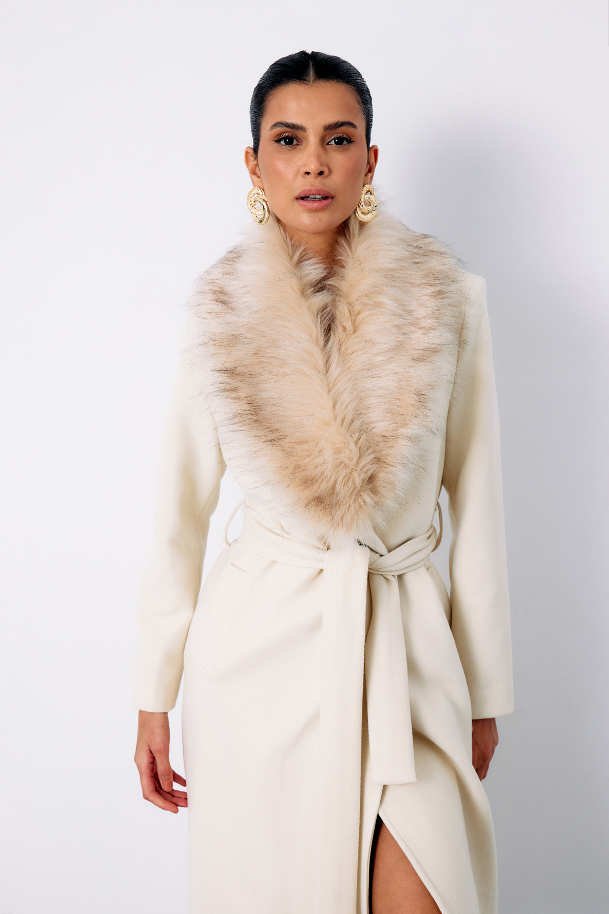 Kürklü Kaşe Kaban - TAŞ