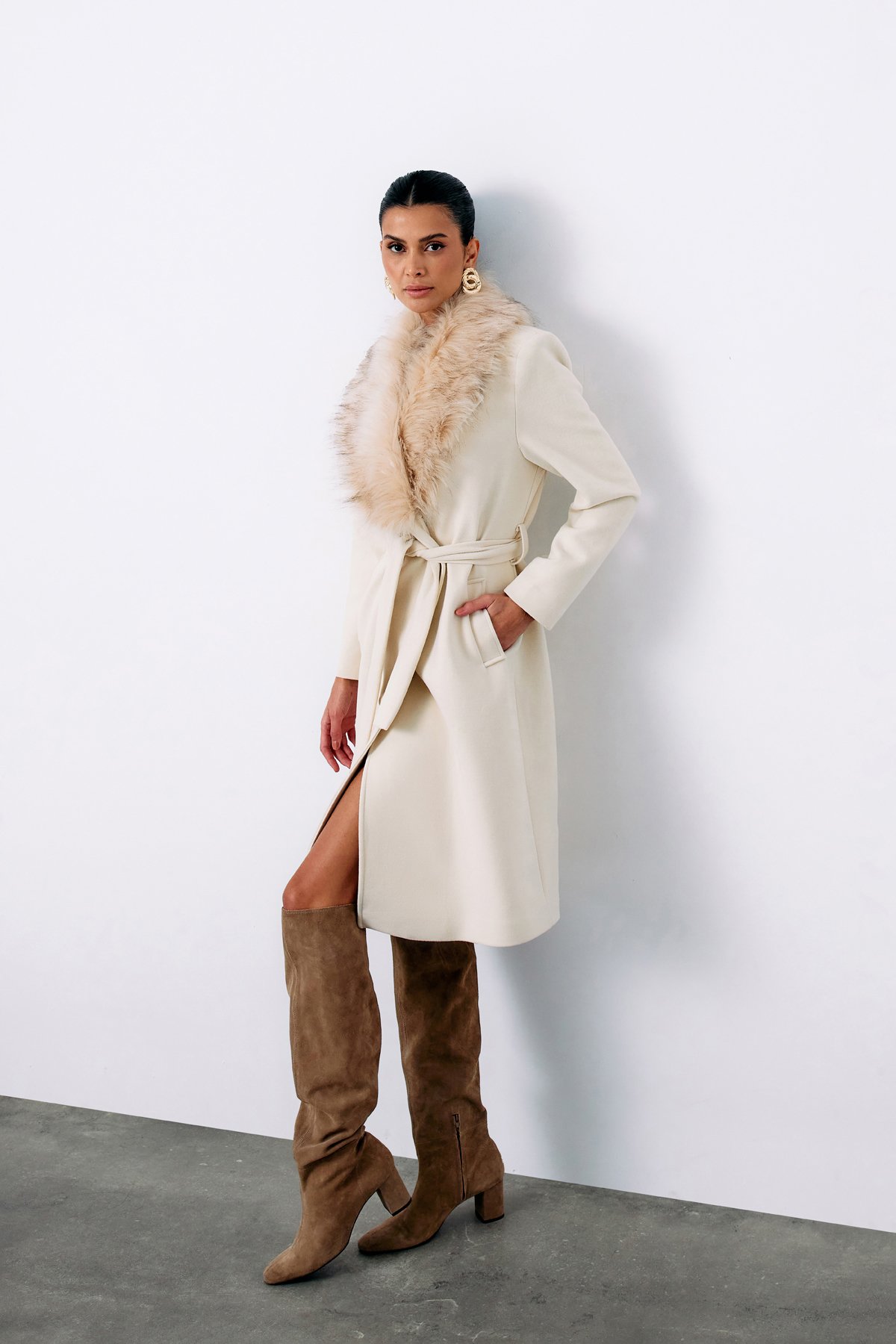 Kürklü Kaşe Kaban - TAŞ