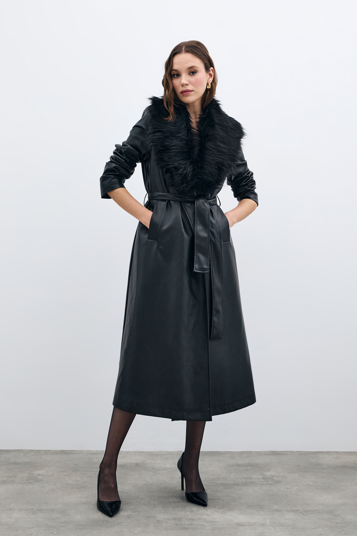 Kürklü Uzun Deri Kaban - Siyah