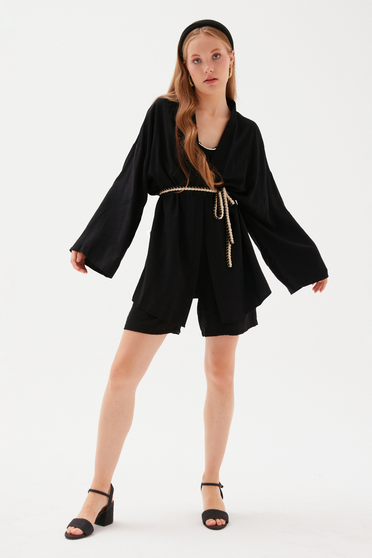 Kuşak Detaylı Salaş Kimono - SİYAH