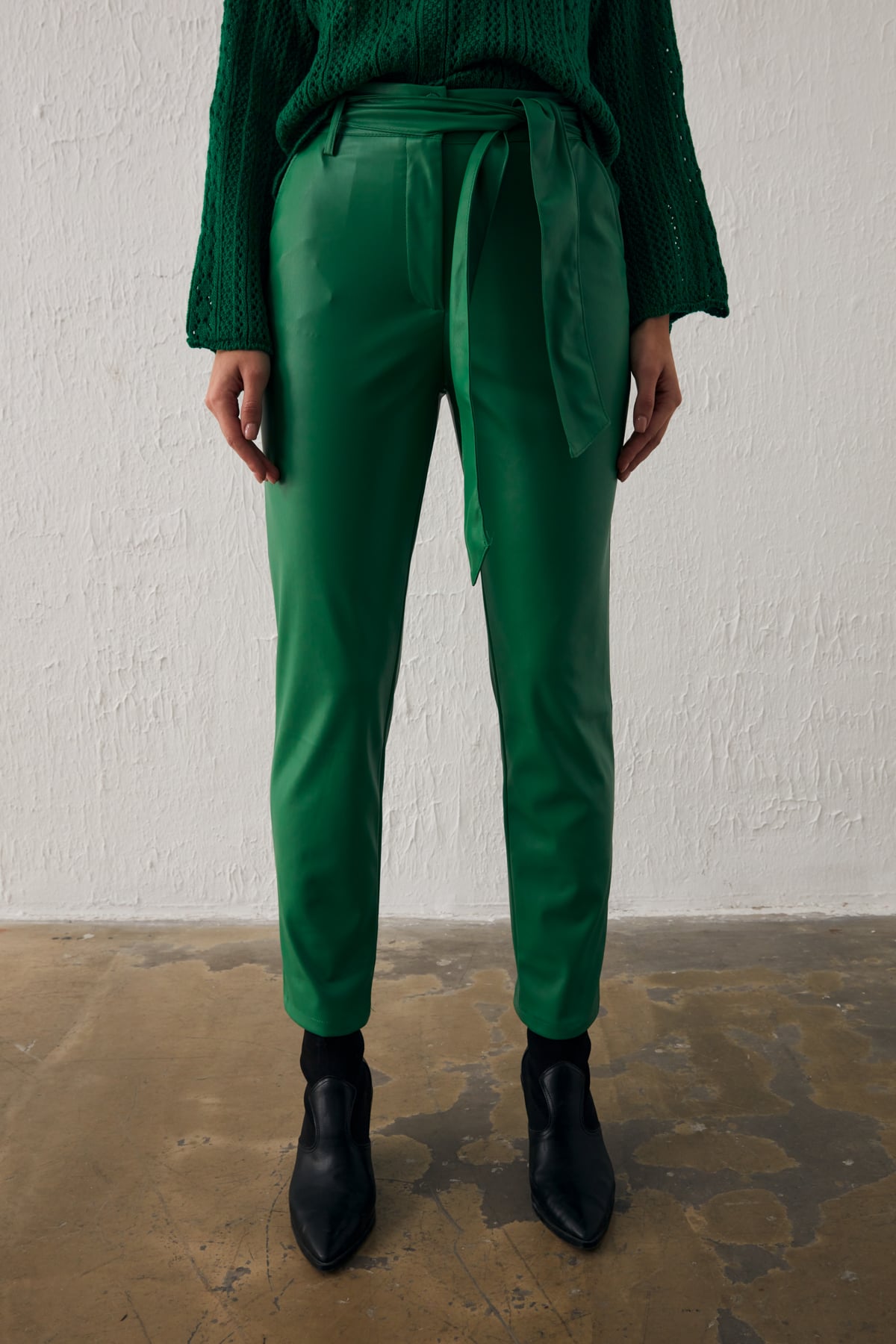 Belted Leather Pants - GREEN