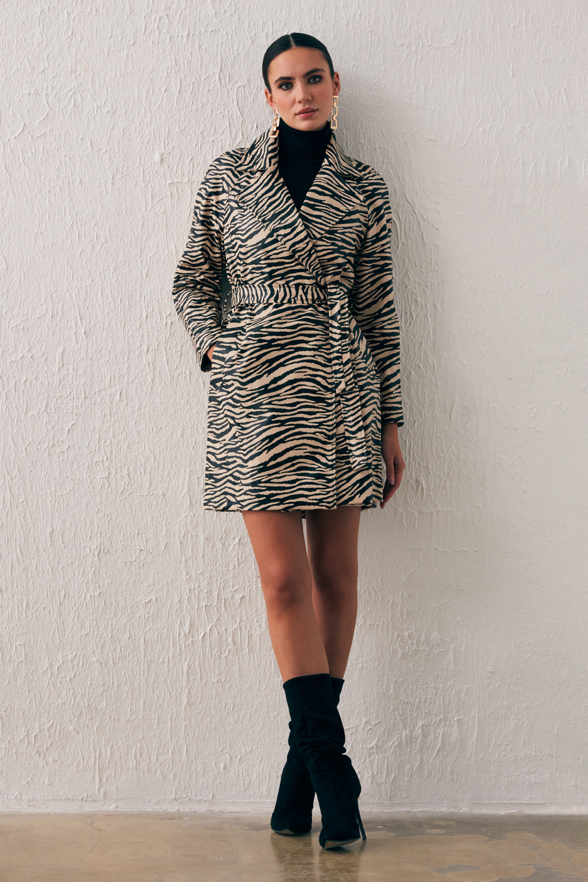 Kuşaklı Deri Trenç - BEJ