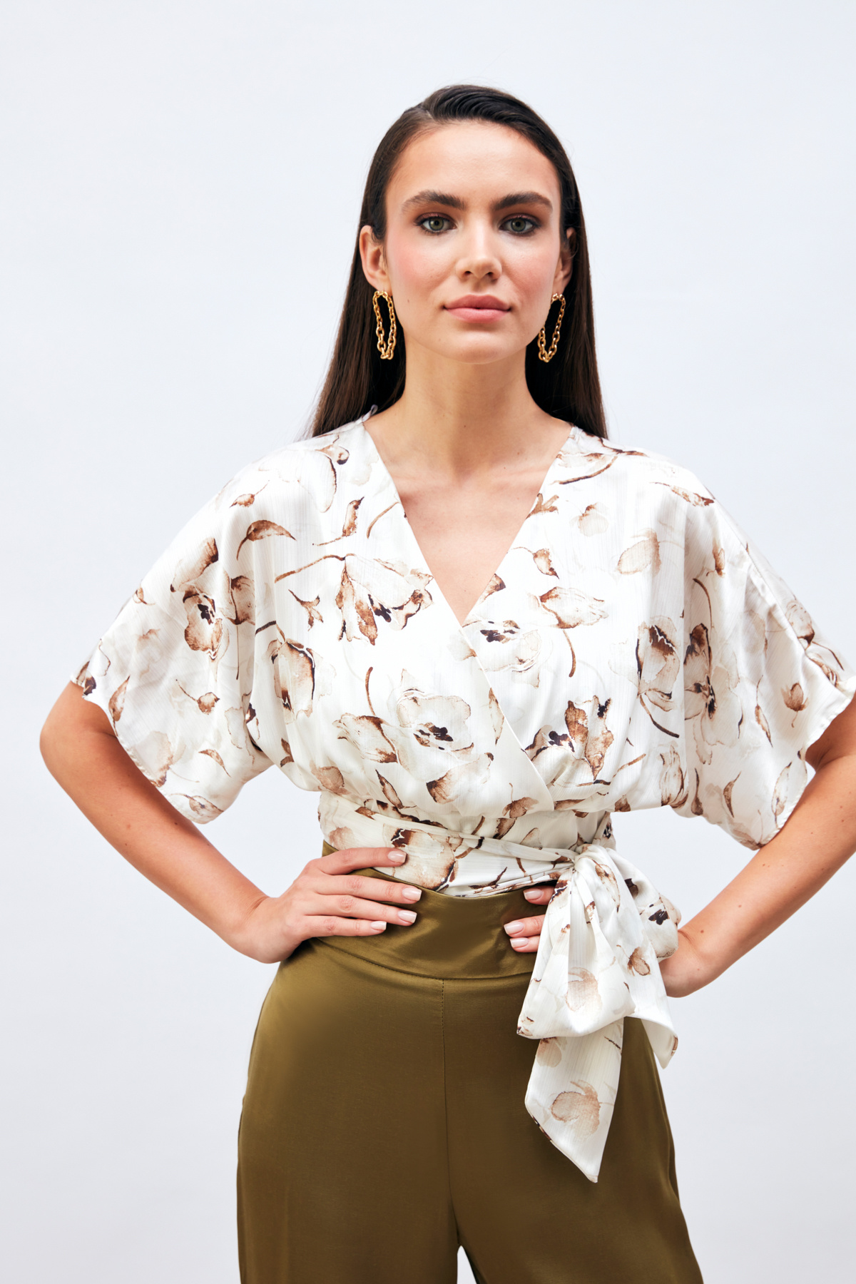 Kuşaklı Desenli Kruvaze Bluz - KAHVE