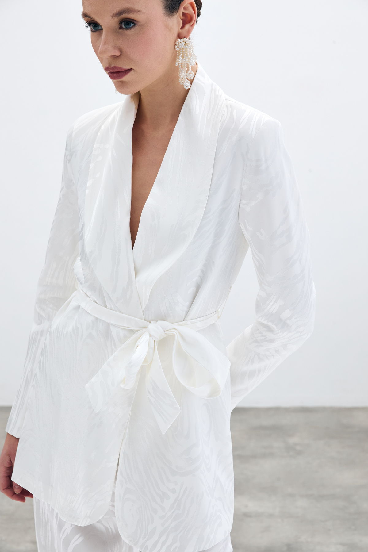 Kuşaklı Desenli Uzun Ceket - Ekru