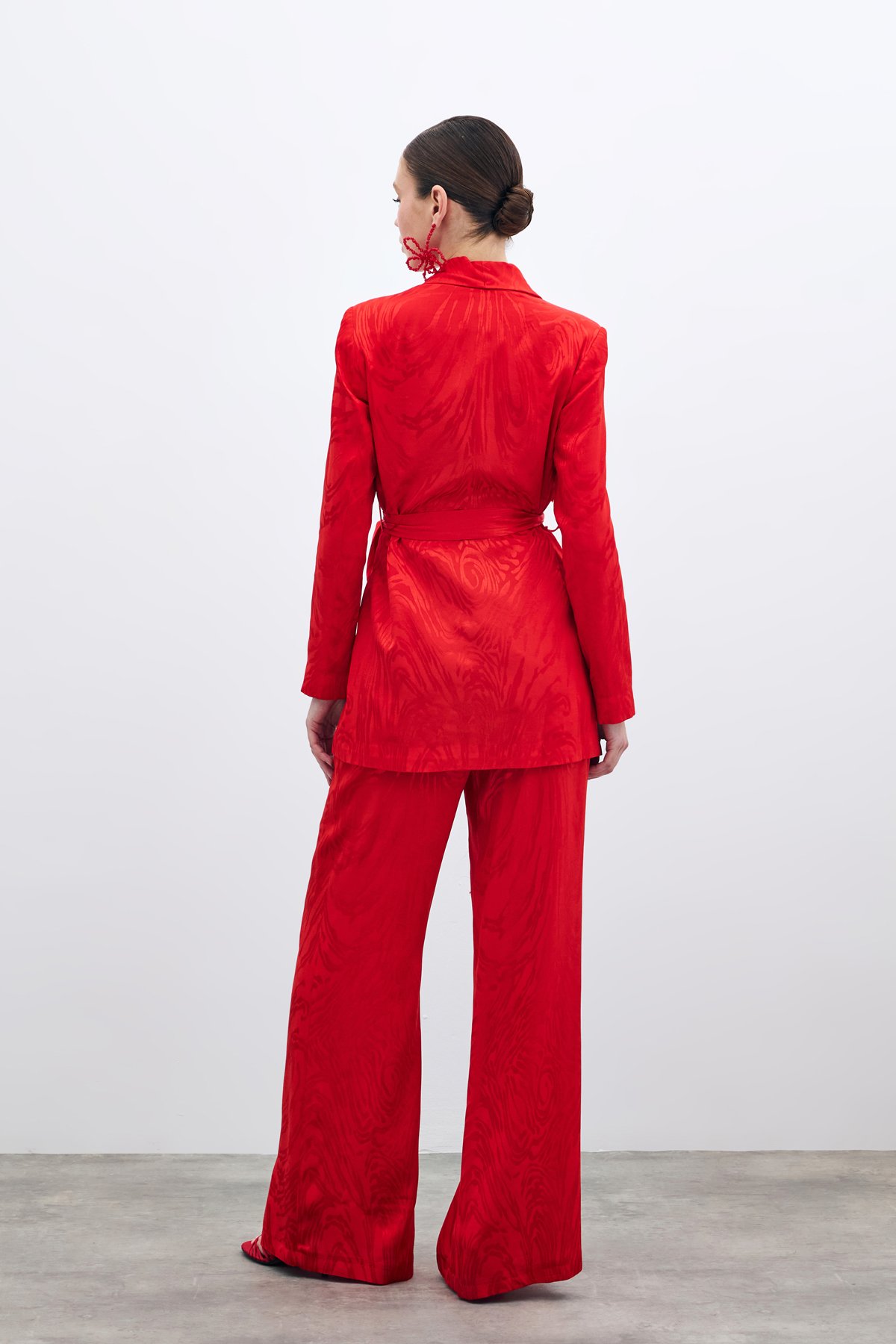 Kuşaklı Desenli Uzun Ceket - Kırmızı