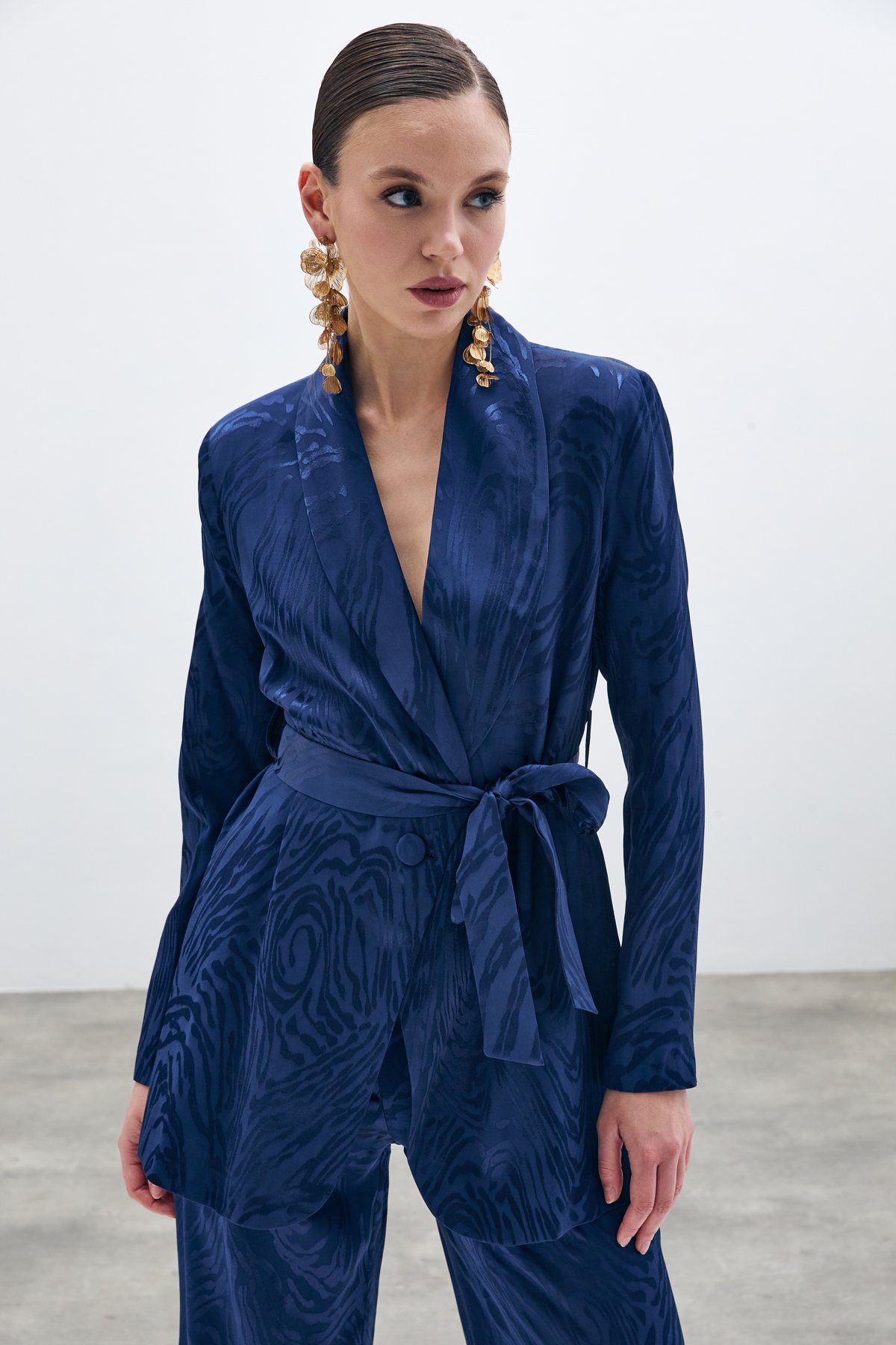 Kuşaklı Desenli Uzun Ceket - Lacivert