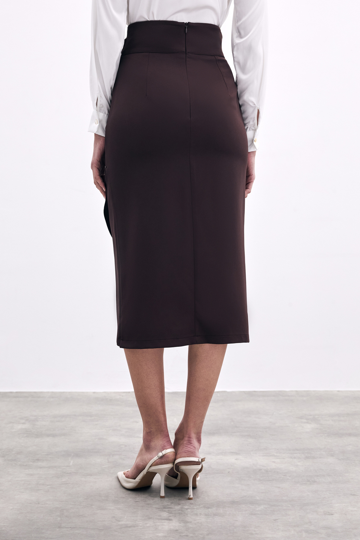 Belted Pencil Skirt - Brown