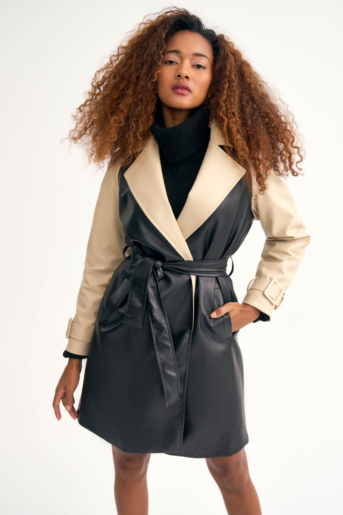 Kuşaklı kontrast deri trenç - SİYAH-TAŞ