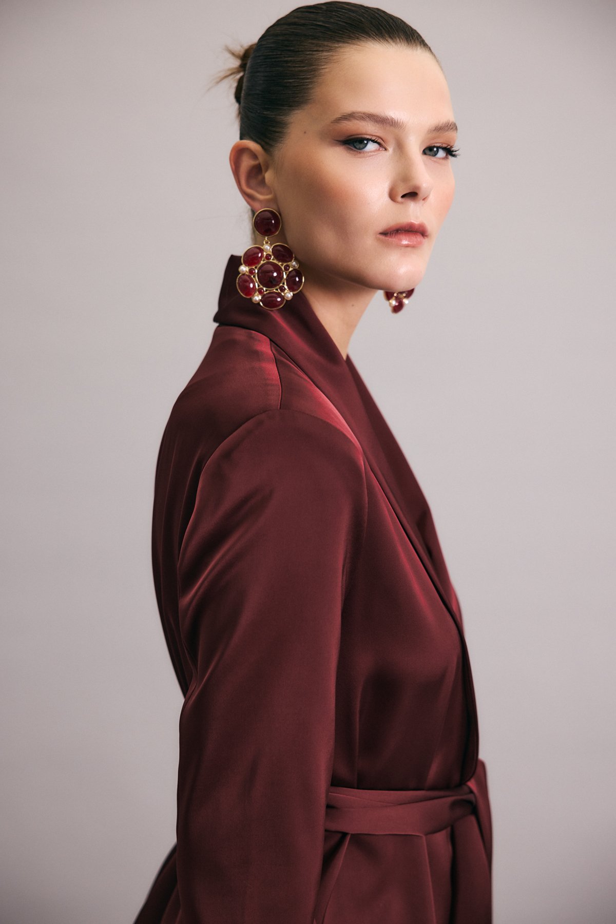 Kuşaklı Saten Ceket - Bordo