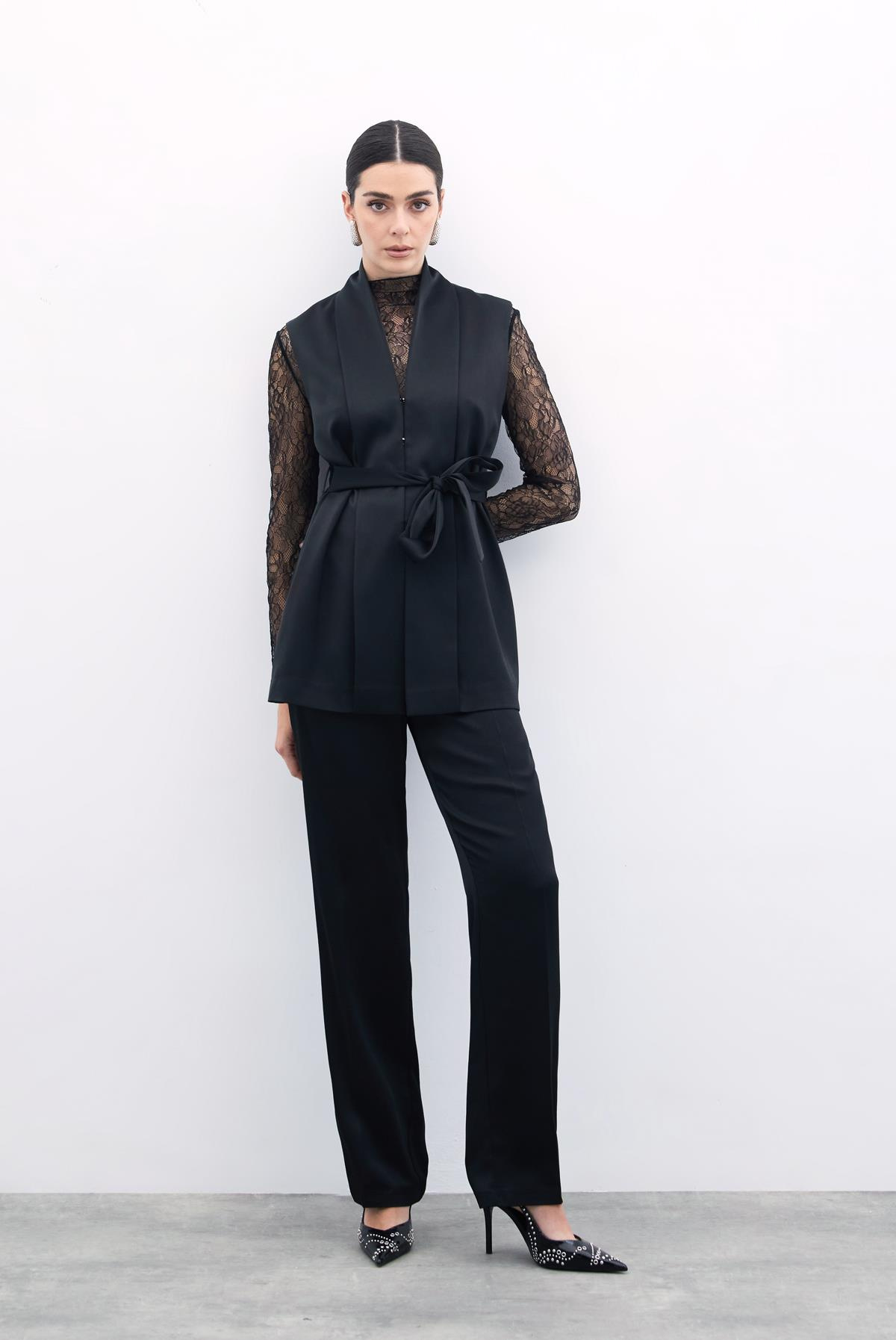 Kuşaklı Saten Yelek - Siyah