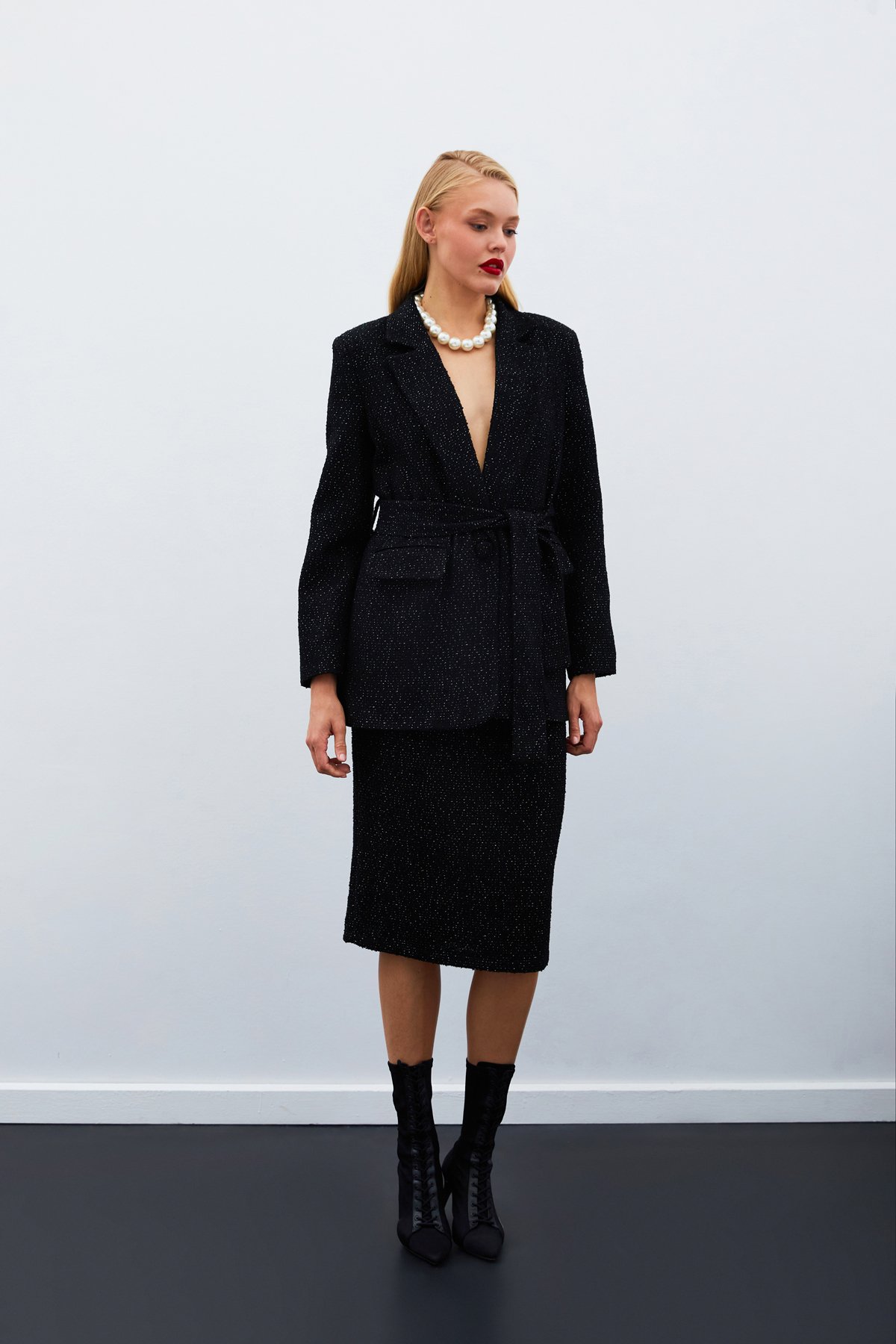 Kuşaklı Tüvit Ceket - SİYAH