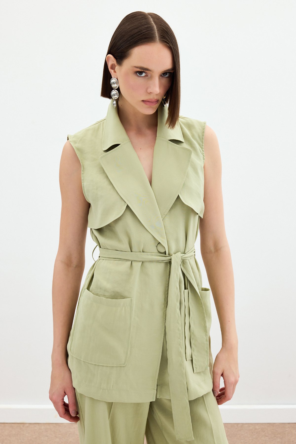 Kuşaklı Uzun Yelek - Yağ Yeşili