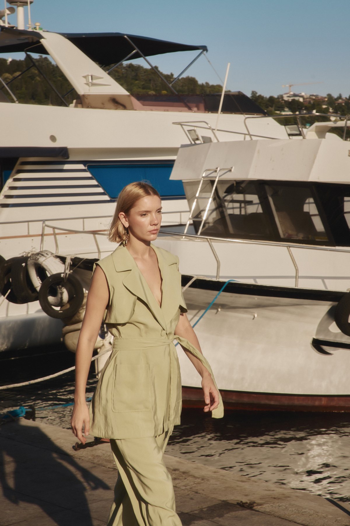 Kuşaklı Uzun Yelek - Yağ Yeşili