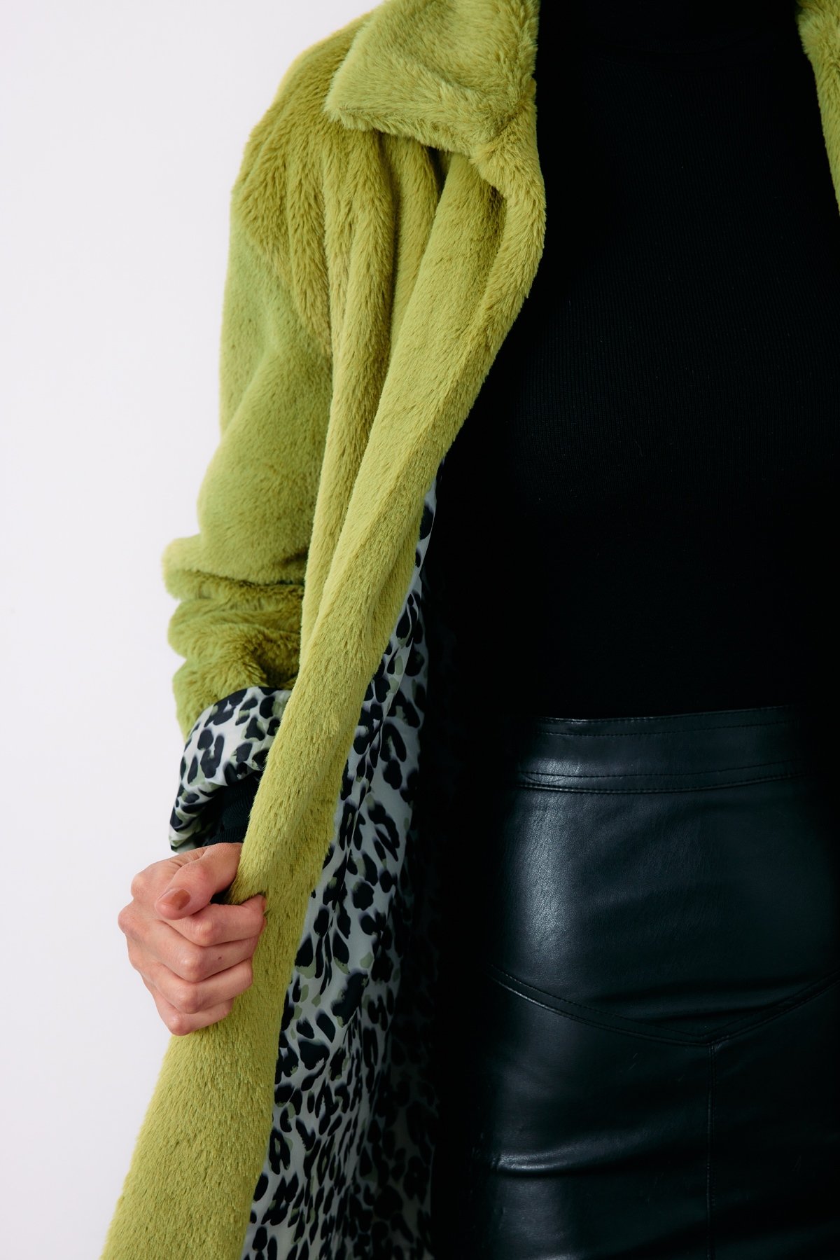Leopar Astarlı Peluş Kaban - YEŞİL