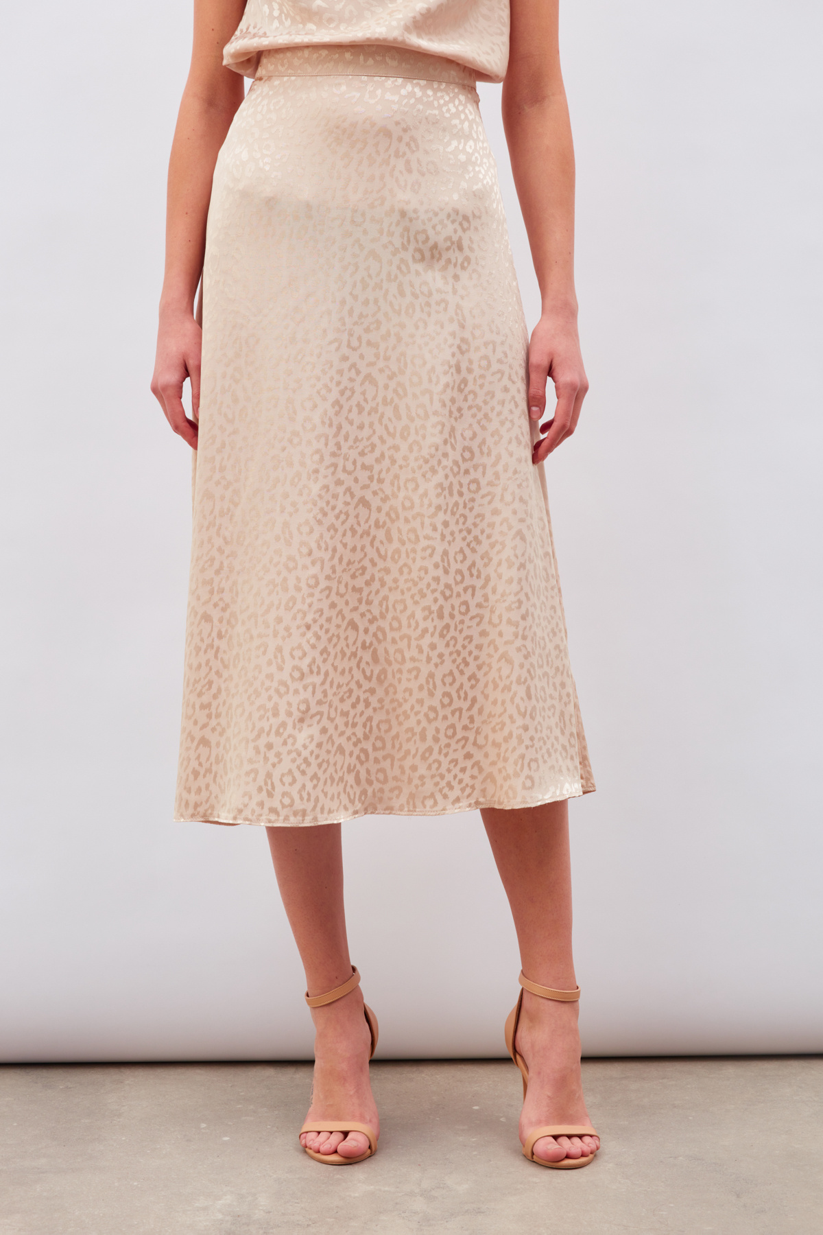 Leopar Desenli Midi Saten Etek - BEJ