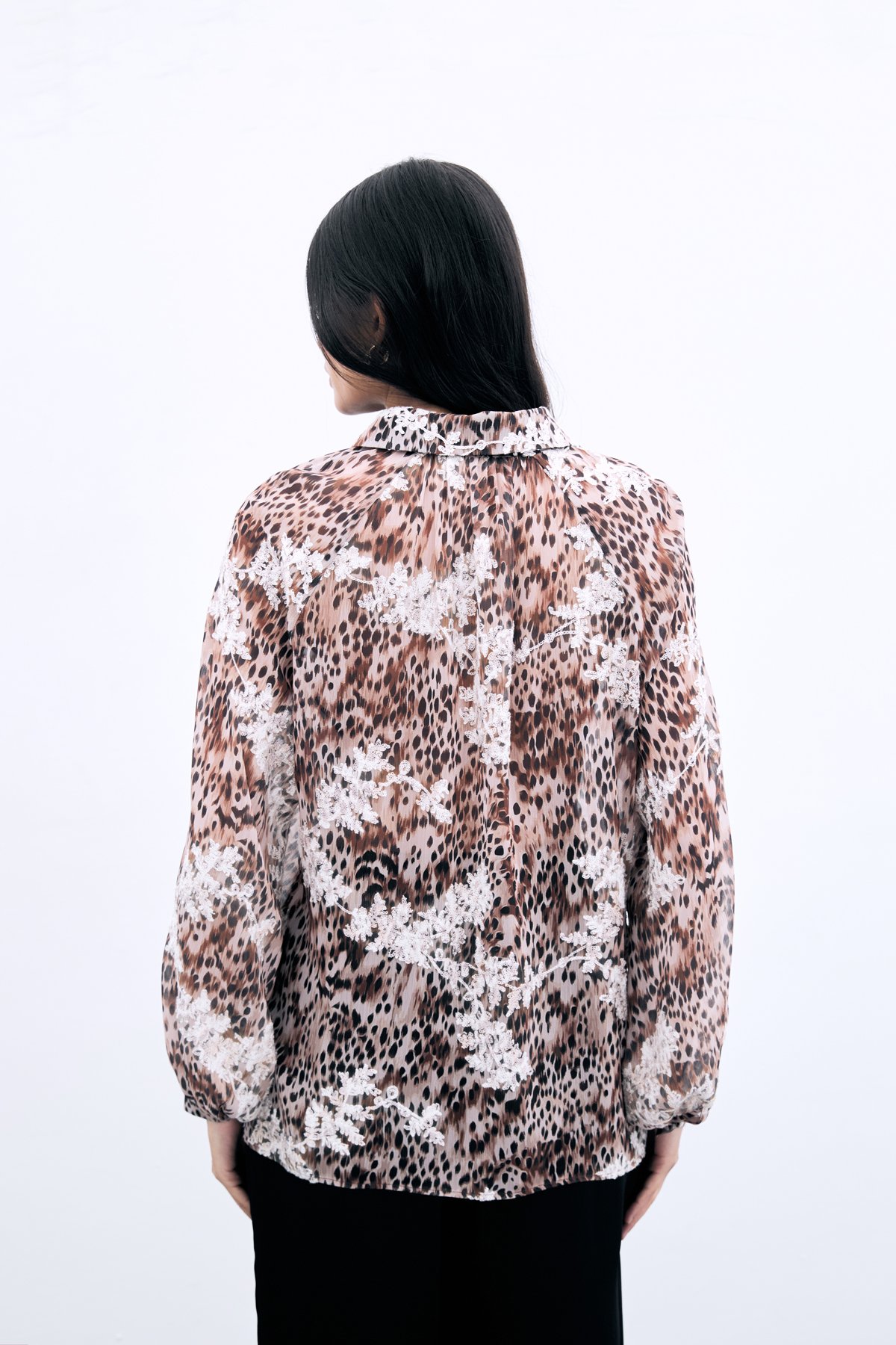 Leopar Desenli Nakışlı Gömlek - Vizon