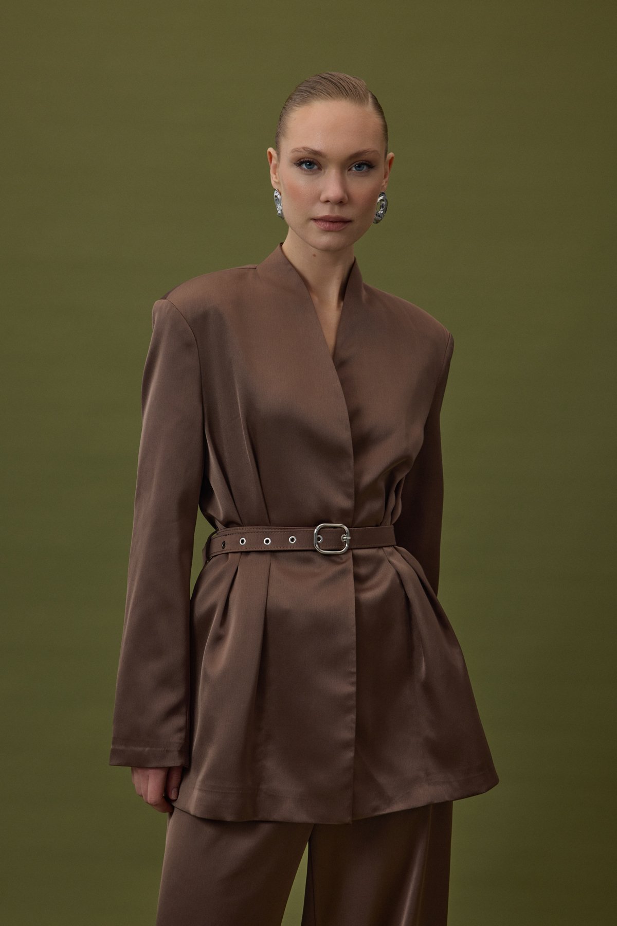 Lisa Kemerli Saten Ceket - Kahve