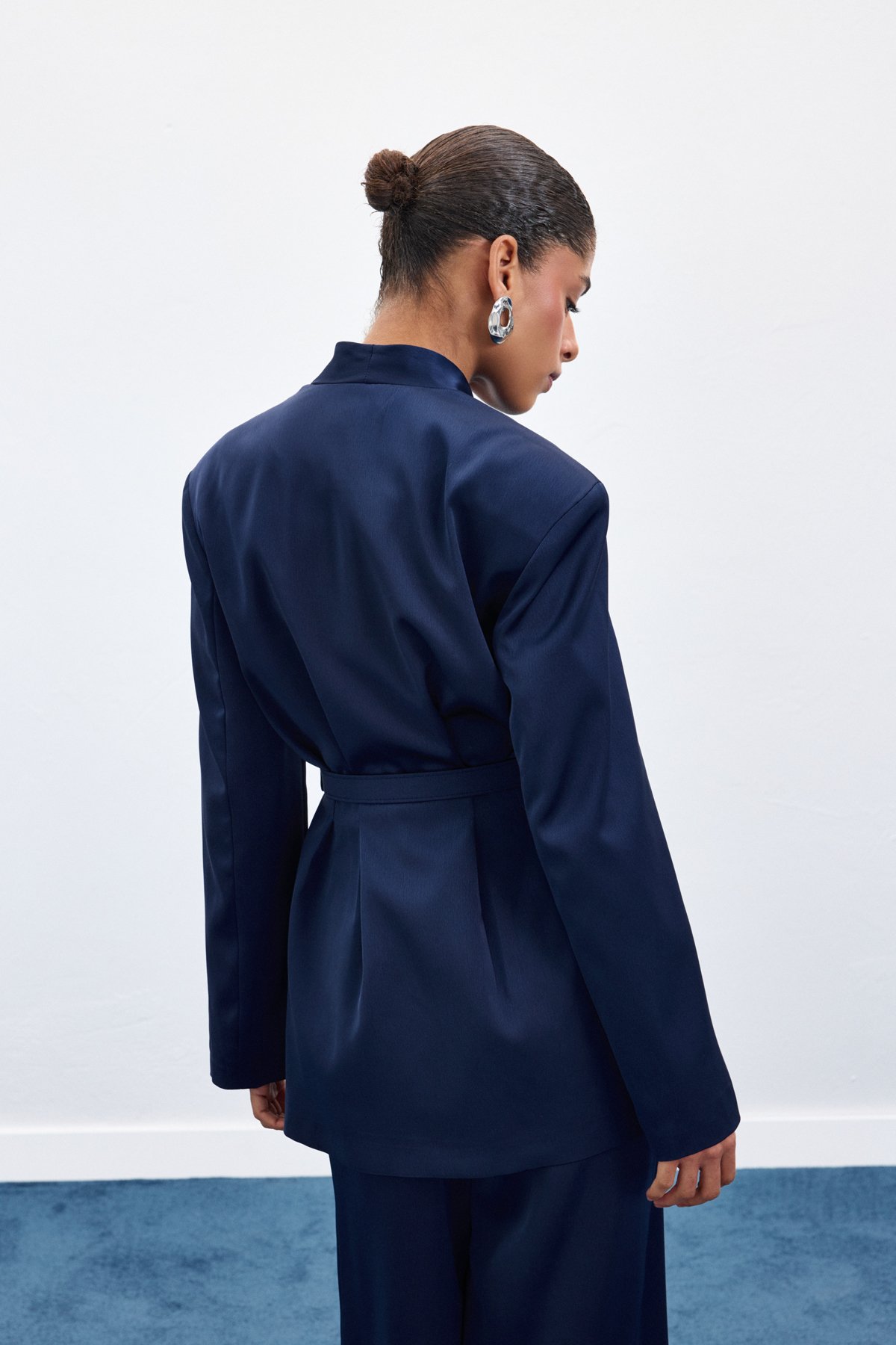 Lisa Kemerli Saten Ceket - Lacivert