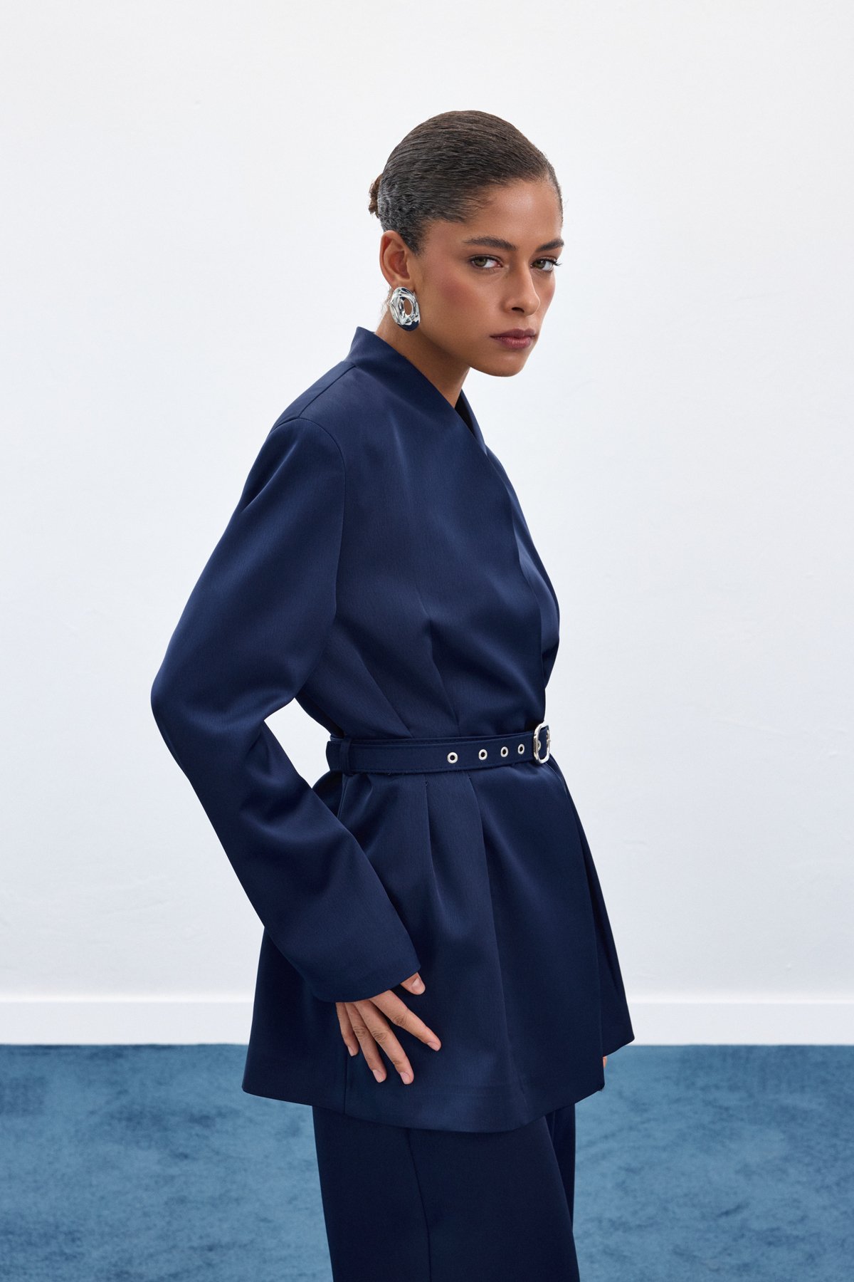 Lisa Kemerli Saten Ceket - Lacivert