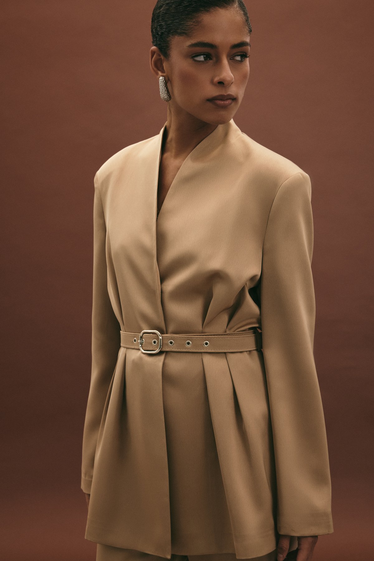 Lisa Kemerli Saten Ceket - Vizon