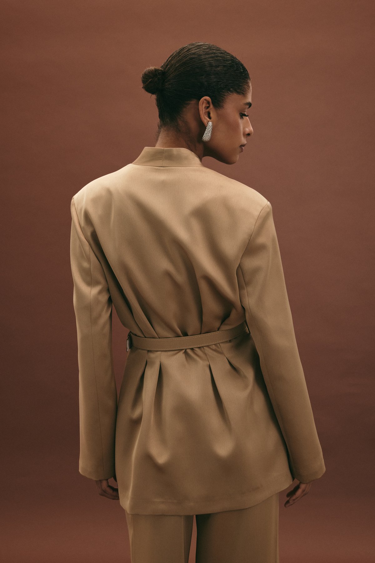 Lisa Kemerli Saten Ceket - Vizon