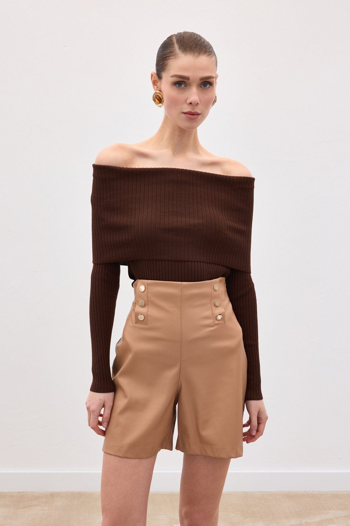 Madonna Yaka Triko - Kahve